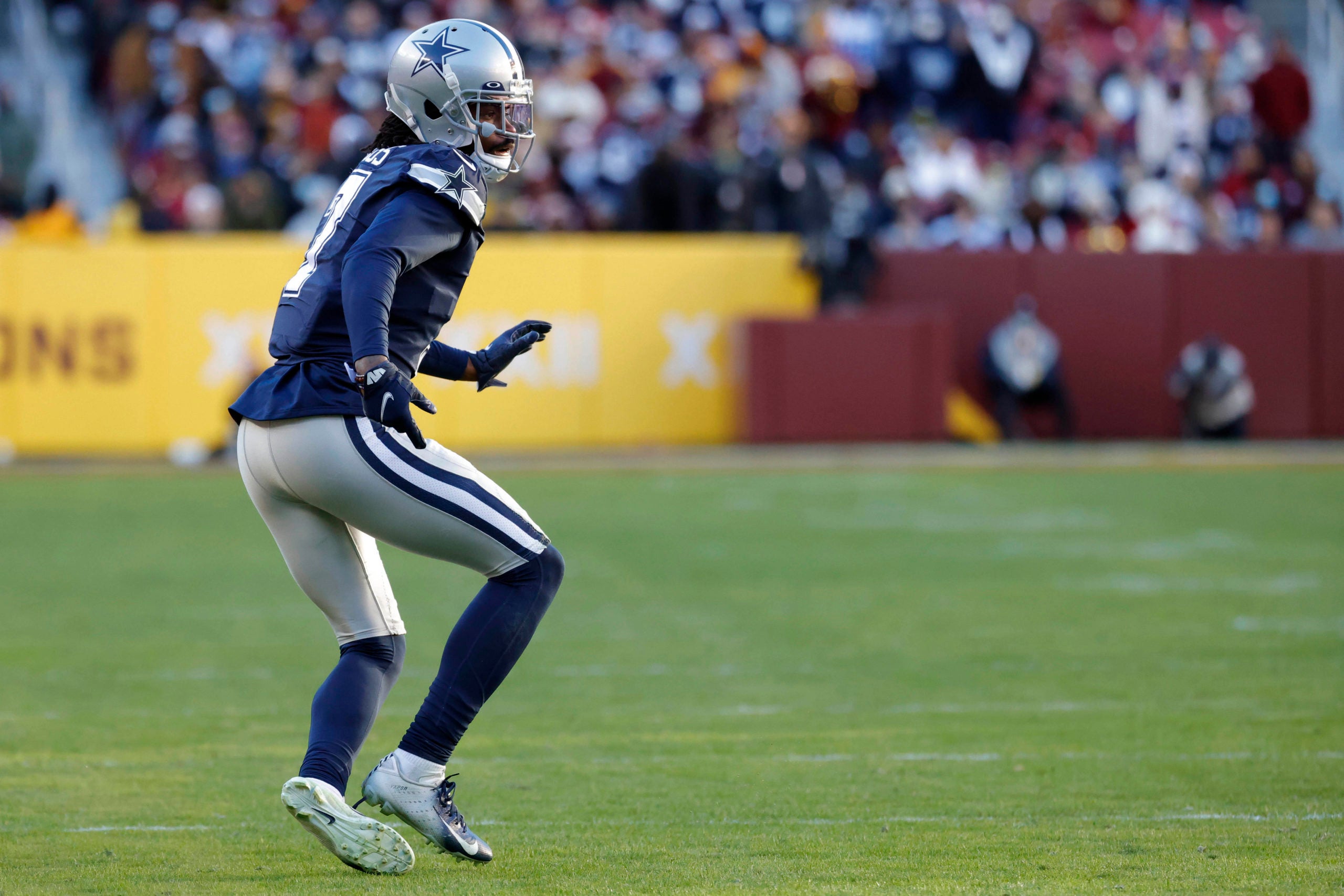 Dec 12, 2021; Landover, Maryland, USA; Dallas Cowboys cornerback Trevon Diggs (7) defends against the Washington Football Team at FedExField. Mandatory Credit: Geoff Burke-USA TODAY Sports