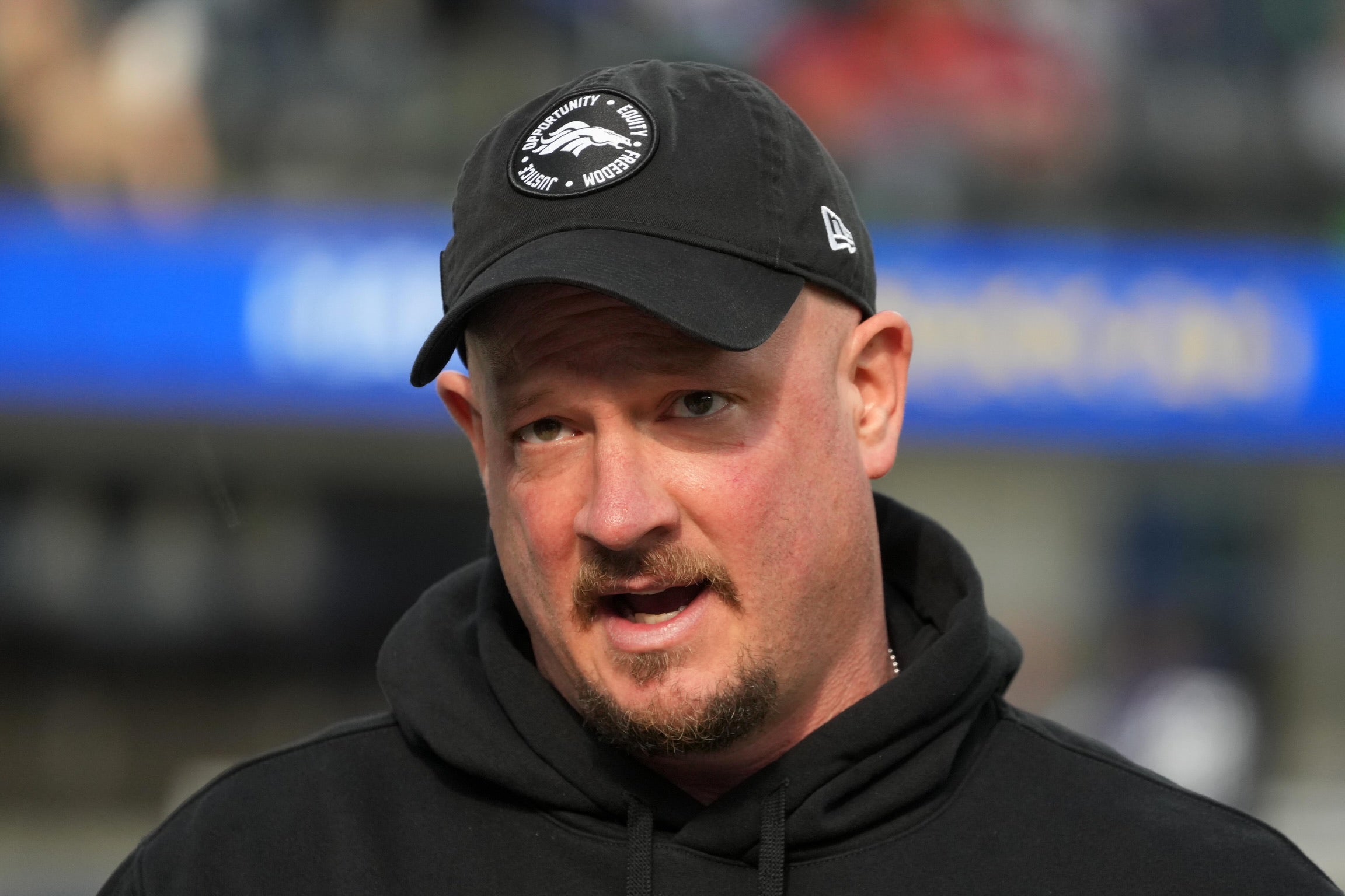 Broncos, Wilson, Hackett