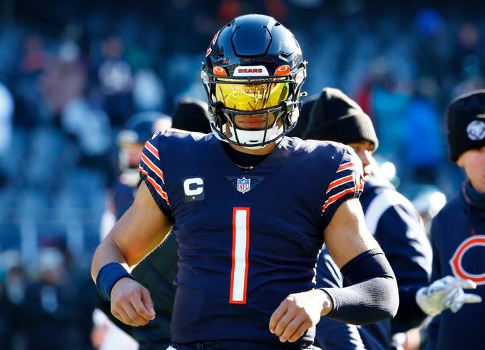 Chicago Bears quarterback QB Justin Fields Philadelphia Eagles head HC Nick Sirianni compliments gushes postgame presser Jalen Hurts future nfl football stats news history