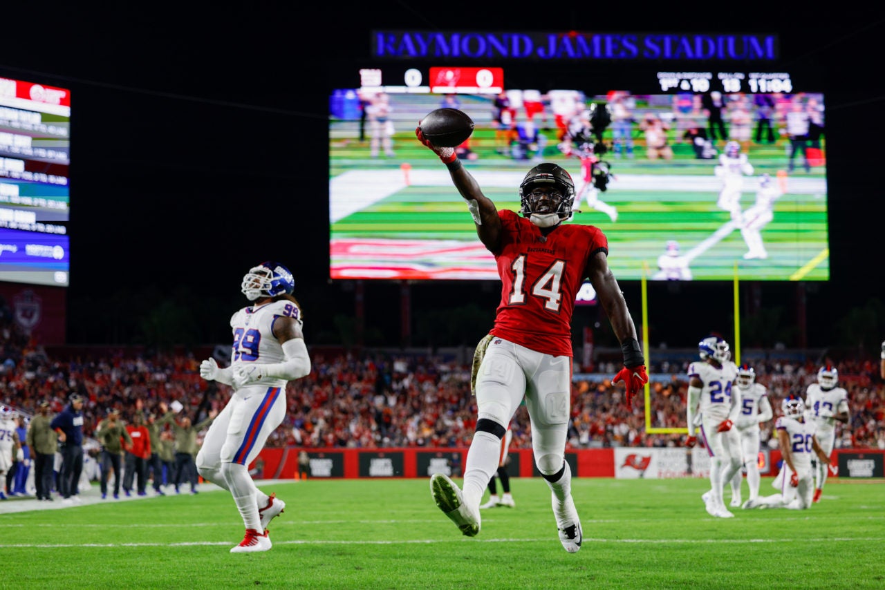 Buccaneers Godwin injury