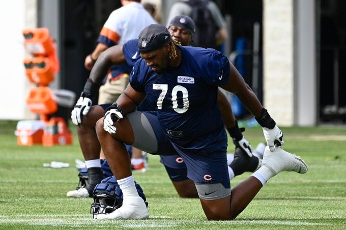 Chicago bears GM Ryan Poles rookie Braxton Jones left tackle offensiove line Tevin Jenkins starting training camp Southern Utah starter