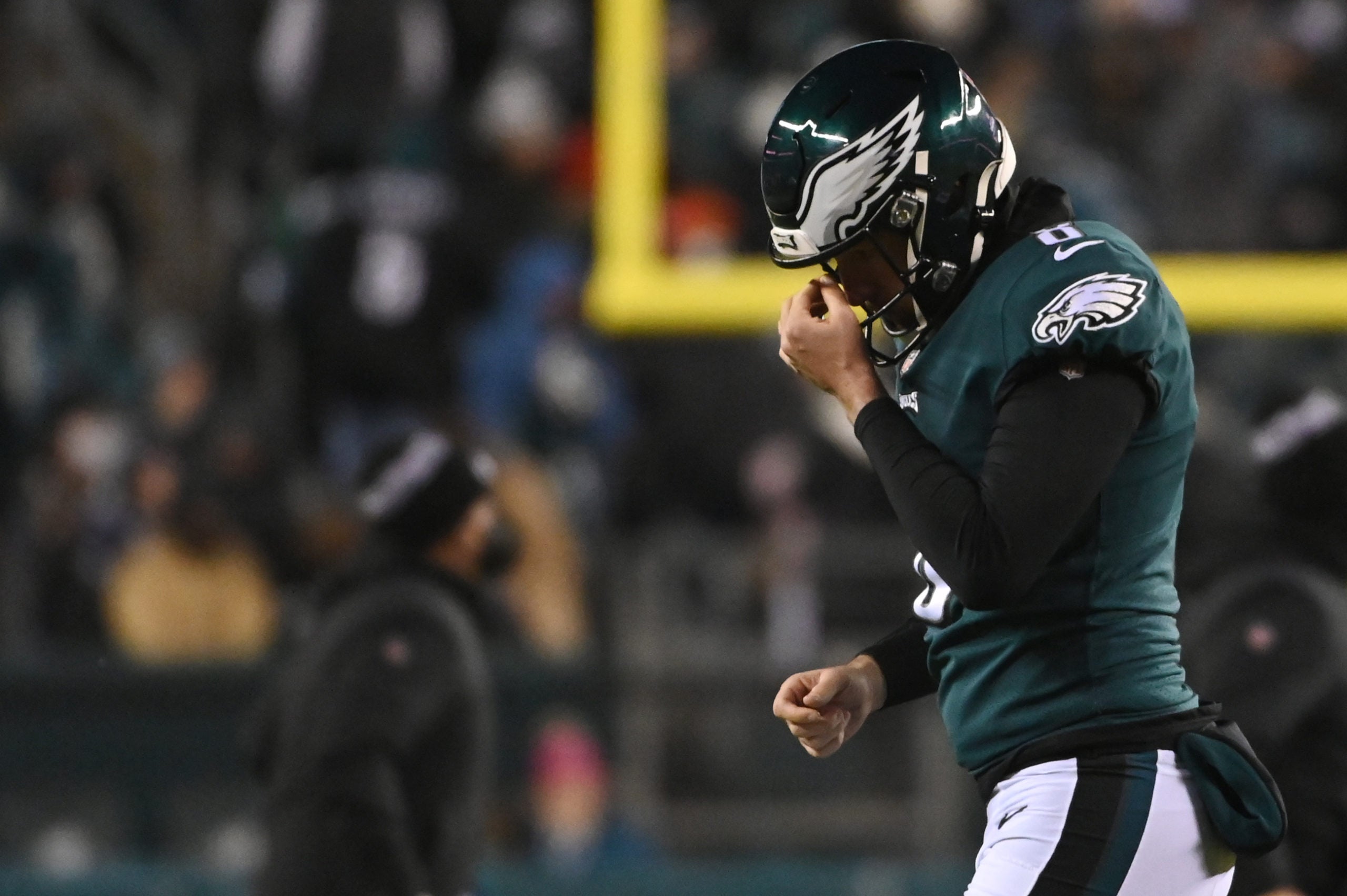 Philadelphia Eagles kicker takes the field