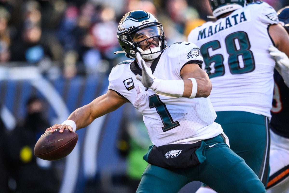 Philadelphia Eagles QB quarterback Jalen Hurts toughness Jordan mailata LT left tackle win chicago bears super bowl nfl football news stats