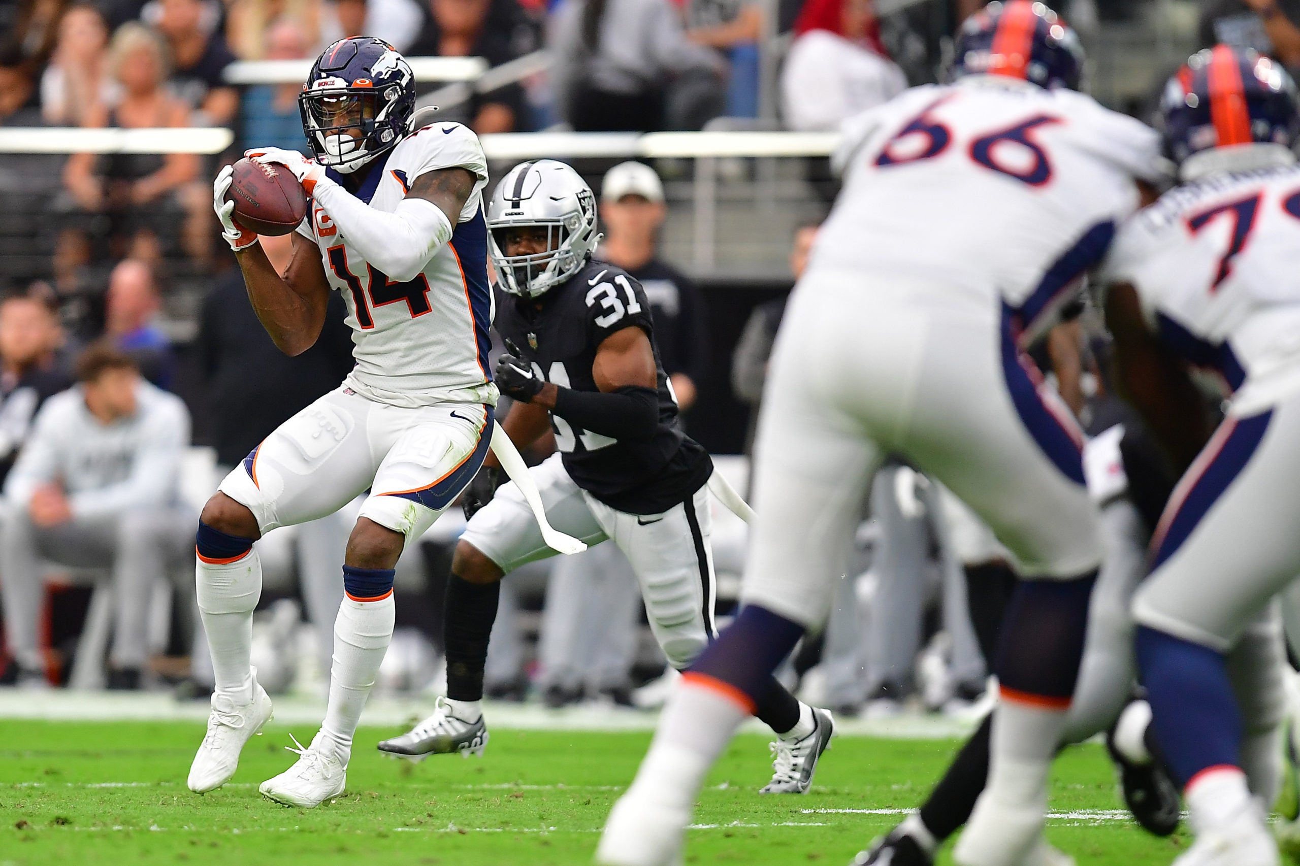 Broncos, Raiders, offense