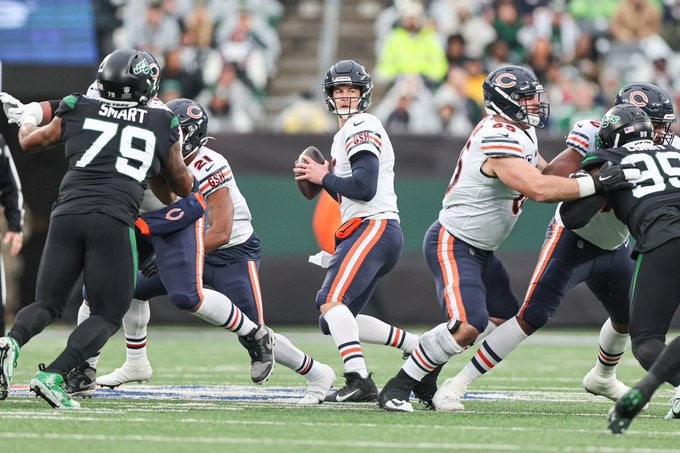 Chicago Bears New York Jets NFL football news 2023 NFL draft picks standings rebuild ryan pace team