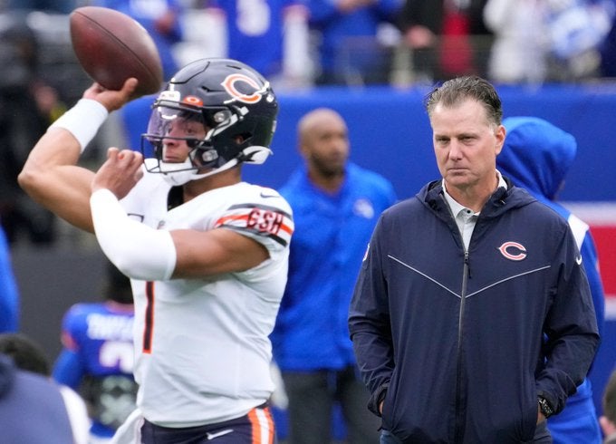 Chicago Bears Justin Fields Velus Jones Jr. Matt Eberflus Luke Getsy offense passing game stats NFL football draft wide receiver punt return returnerNew York Giants Week 4