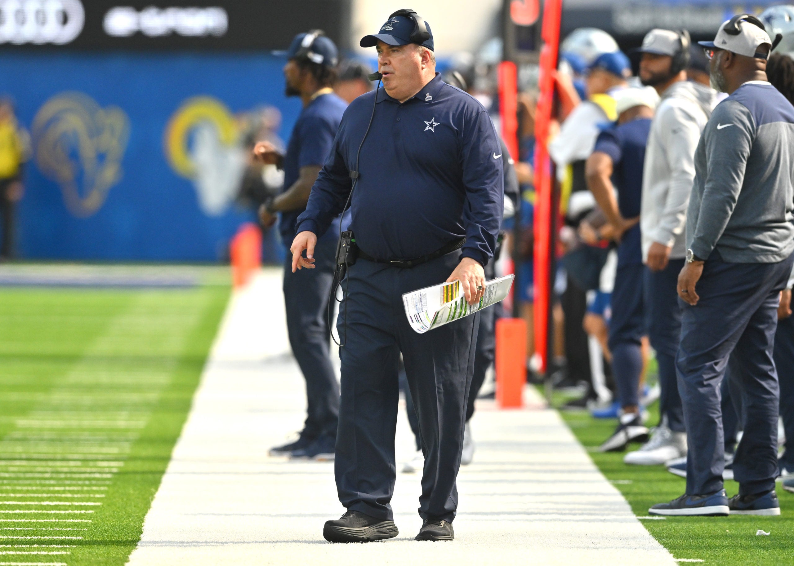 Oct 9, 2022; Inglewood, California, USA; Dallas Cowboys head coach Mike McCarthy on the sidelines in the first half against the Los Angeles Rams at SoFi Stadium. Mandatory Credit: Jayne Kamin-Oncea-USA TODAY Sports