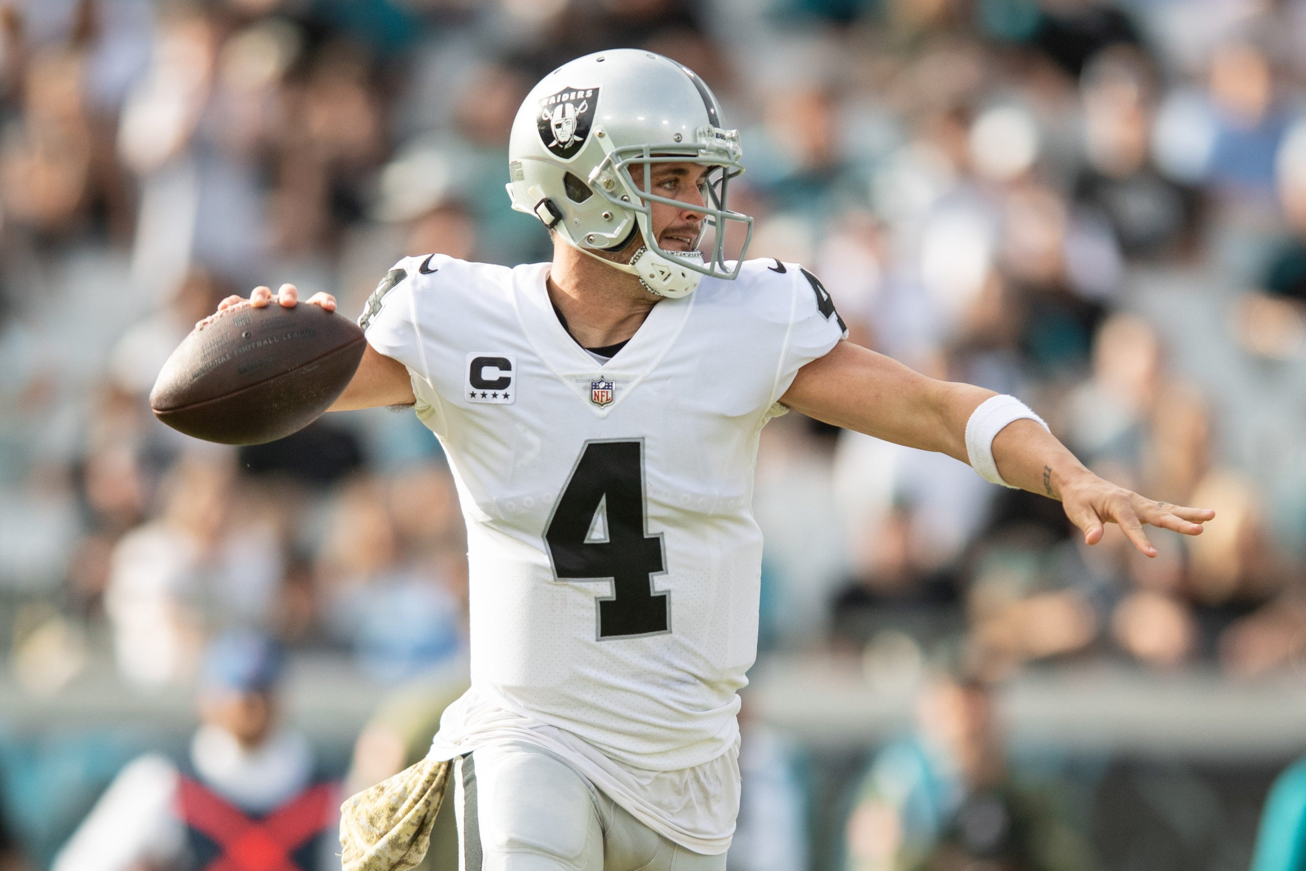 Derek Carr raiders