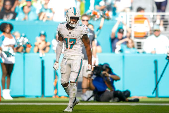 Miami Dolphins injury update Jaylen Waddle san francisco 49ers los angeles chargers pass defense Tua Tagovailoa Tyreek  hill update news nfl football fantasy