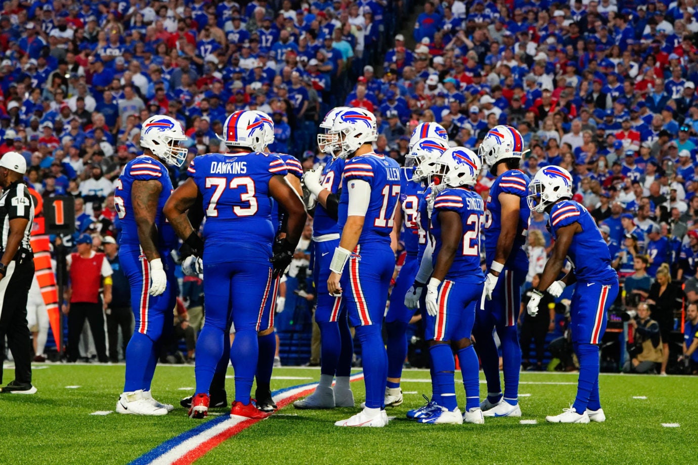 Sep 19, 2022; Orchard Park, New York, USA;  The Buffalo Bills offense huddles during the first half against the Tennessee Titans at Highmark Stadium. Mandatory Credit: Gregory Fisher-USA TODAY Sports