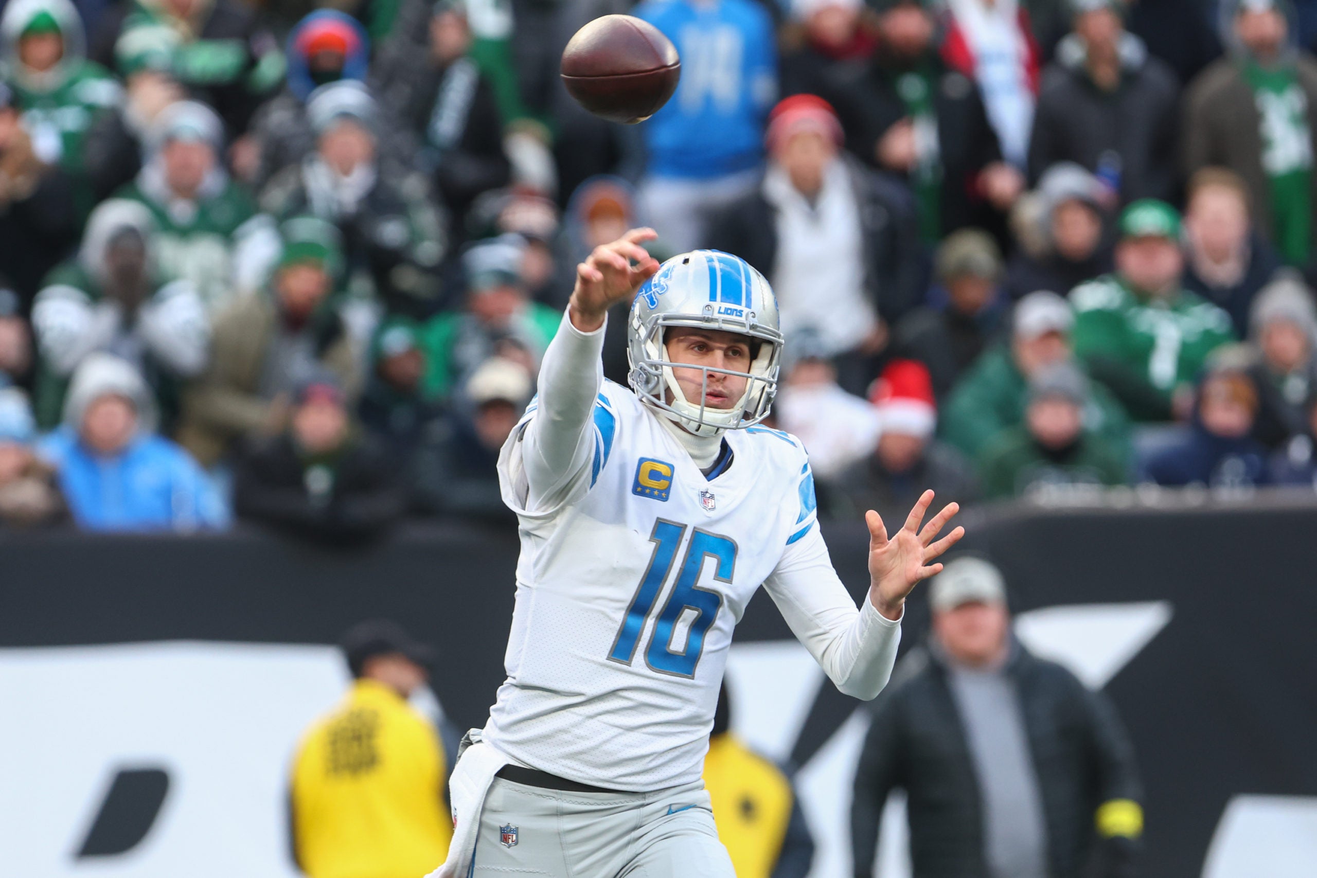 Dec 18, 2022; East Rutherford, New Jersey, USA; Detroit Lions quarterback Jared Goff (16) throws a pass against the New York Jets during the second half at MetLife Stadium. Mandatory Credit: Ed Mulholland-USA TODAY Sports