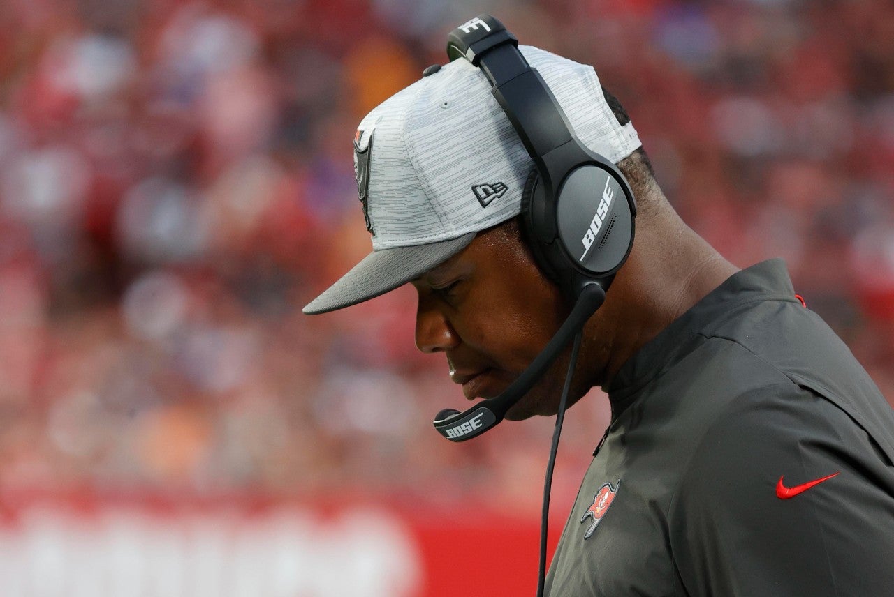 Buccaneers fire Leftwich