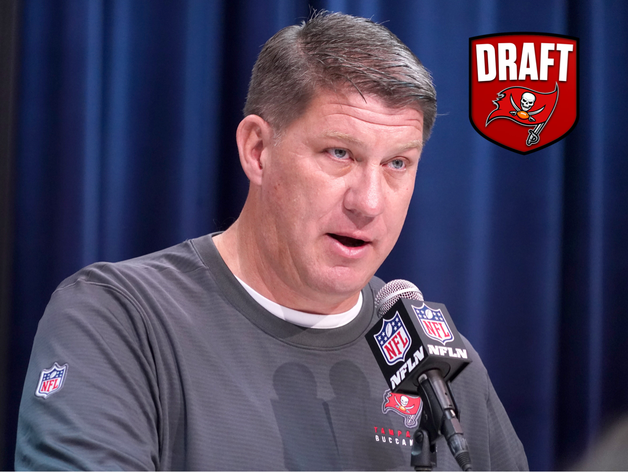 Buccaneers draft trade