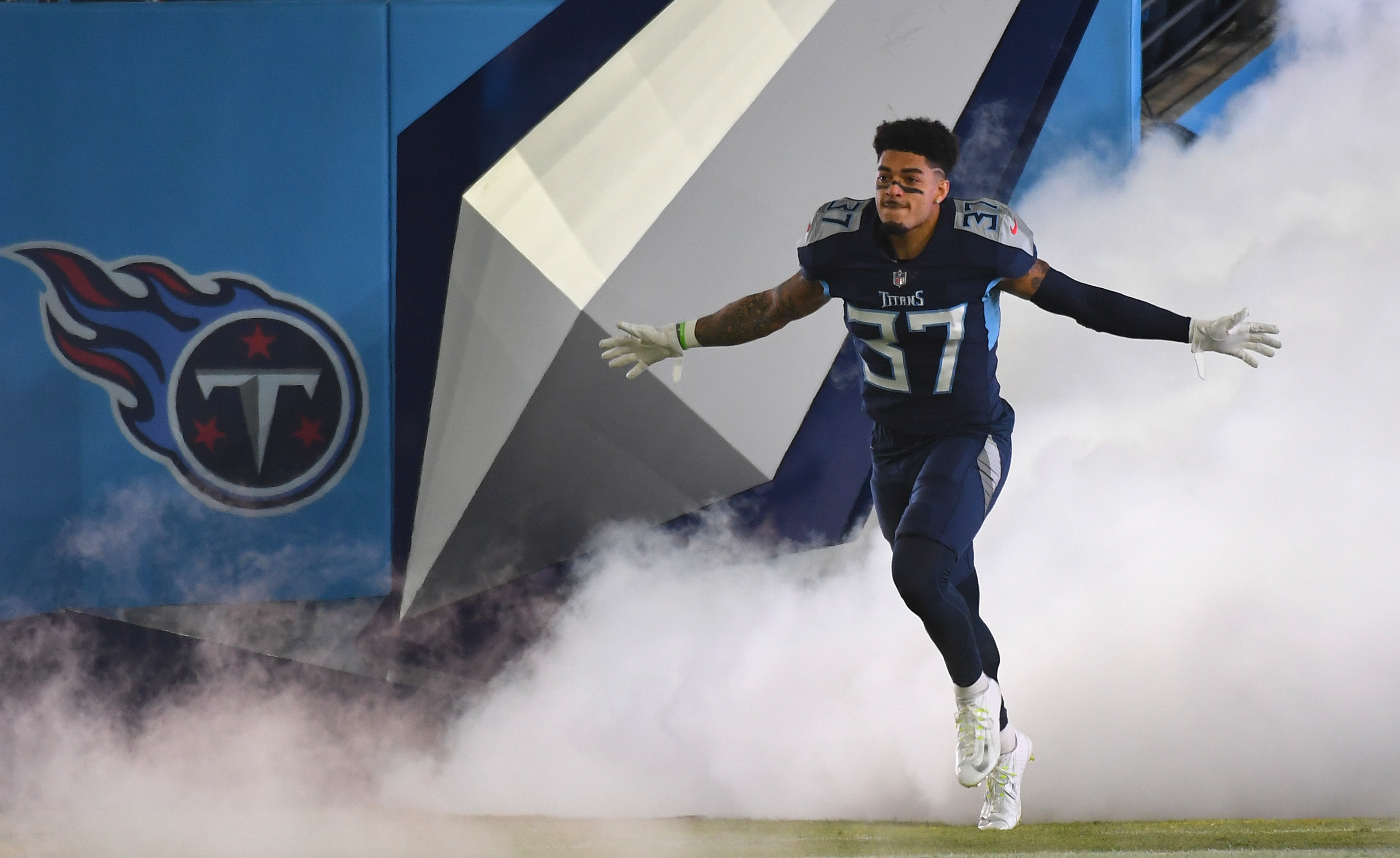 Oct 18, 2021; Nashville, Tennessee, USA; Tennessee Titans safety Amani Hooker (37) takes the field before the game against the Buffalo Bills at Nissan Stadium. Mandatory Credit: Christopher Hanewinckel-USA TODAY Sports