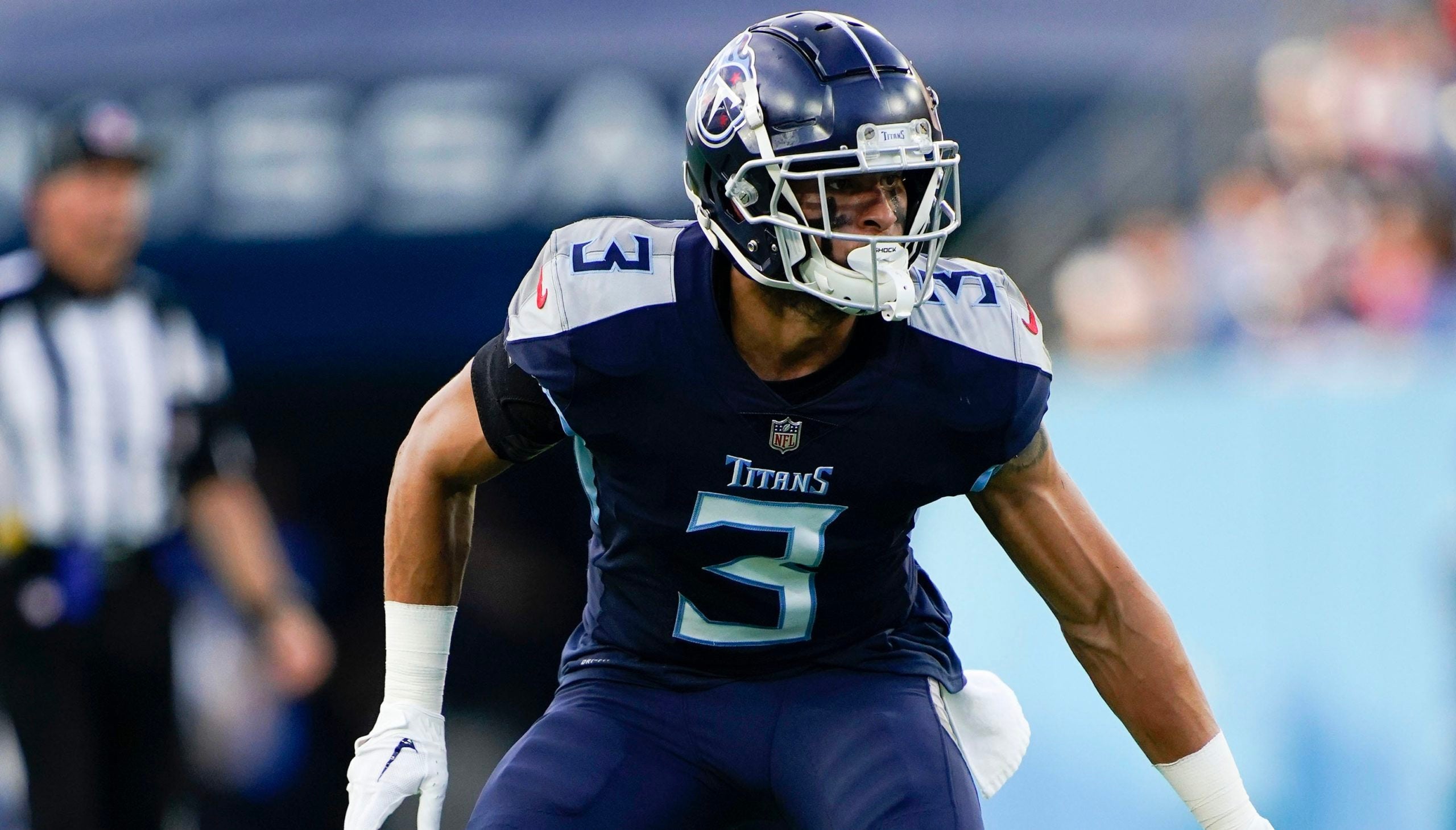 Tennessee Titans cornerback Caleb Farley (3) drops back in coverage during the first quarter of a preseason game at Nissan Stadium Saturday, Aug. 20, 2022, in Nashville, Tenn. Nfl Tampa Bay Buccaneers At Tennessee Titans
