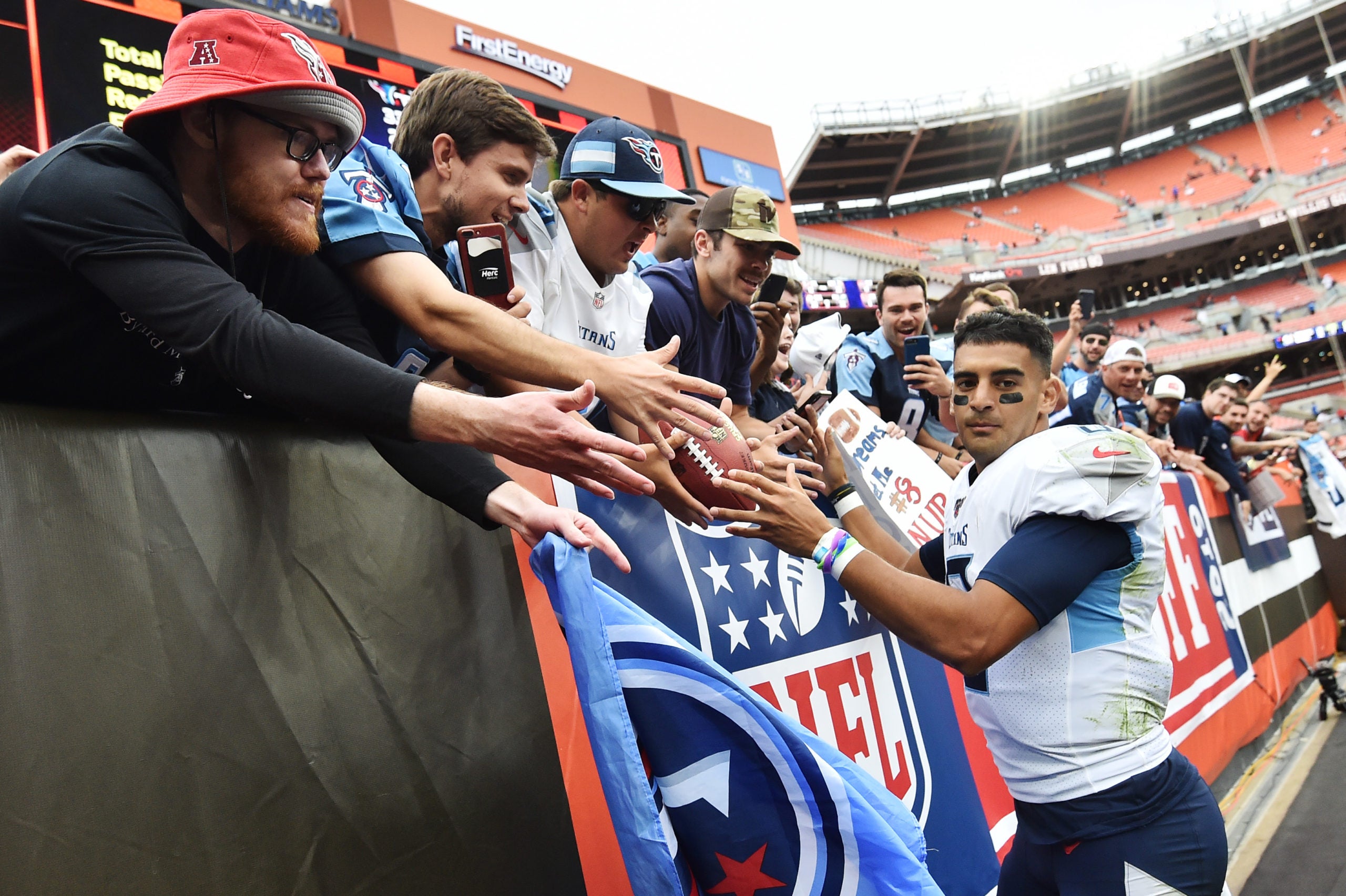 titans, ryan, mariota, tennessee, marcus, wedding, photos