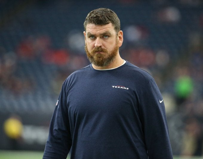 Tim Kelly hired Tennessee Titans Ryan Tannehill Mike Vrabel Deshaun Watson Davis Mills offensive coordinator passing game ofense