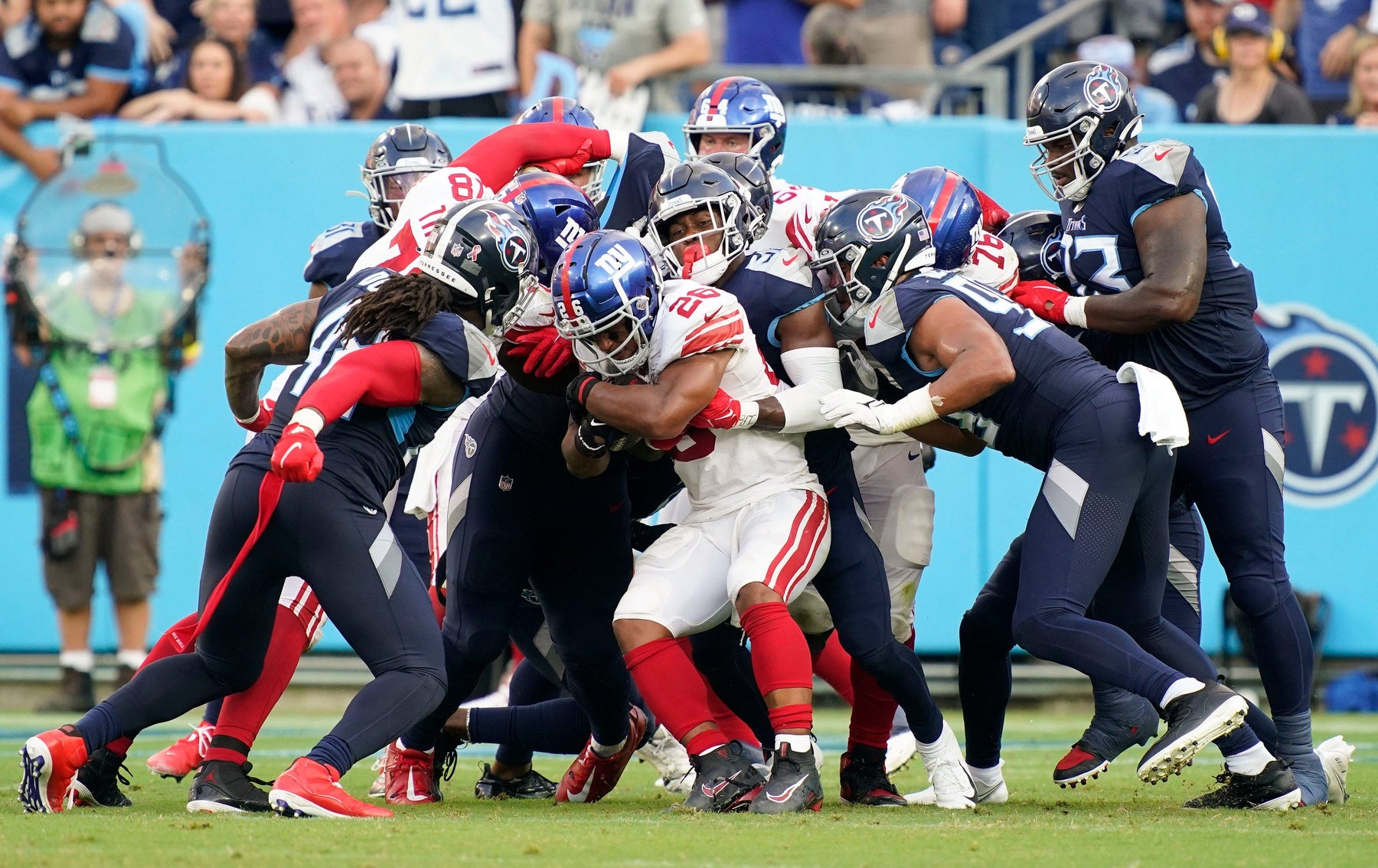 New York Giants running back Saquon Barkley (26) is stopped short of the goal line during the fourth quarter at Nissan Stadium Sunday, Sept. 11, 2022, in Nashville, Tenn. Nfl New York Giants At Tennessee Titans