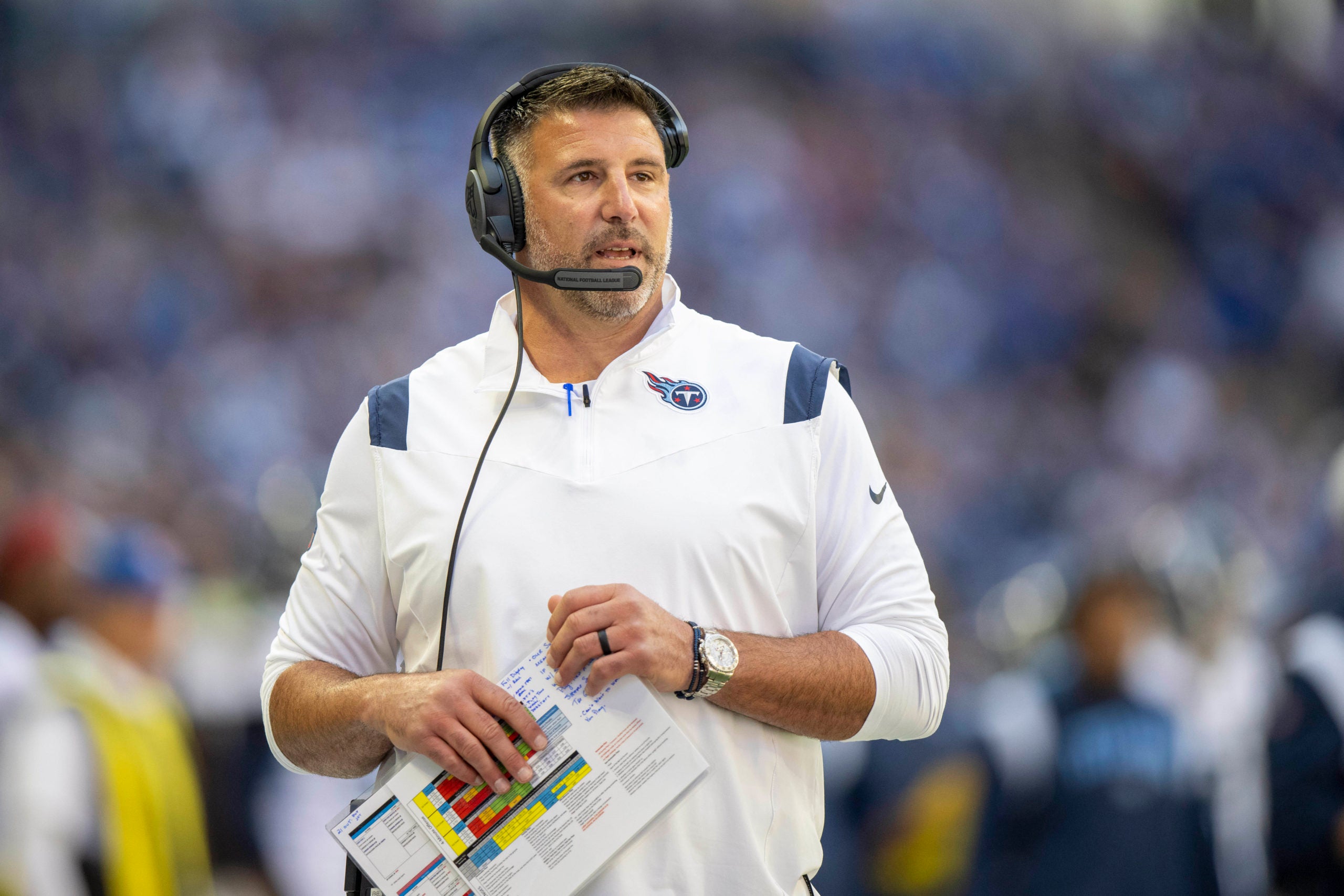 Oct 2, 2022; Indianapolis, Indiana, USA;  Tennessee Titans head coach Mike Vrabel  during the second quarter against the Indianapolis Colts at Lucas Oil Stadium. Mandatory Credit: Marc Lebryk-USA TODAY Sports