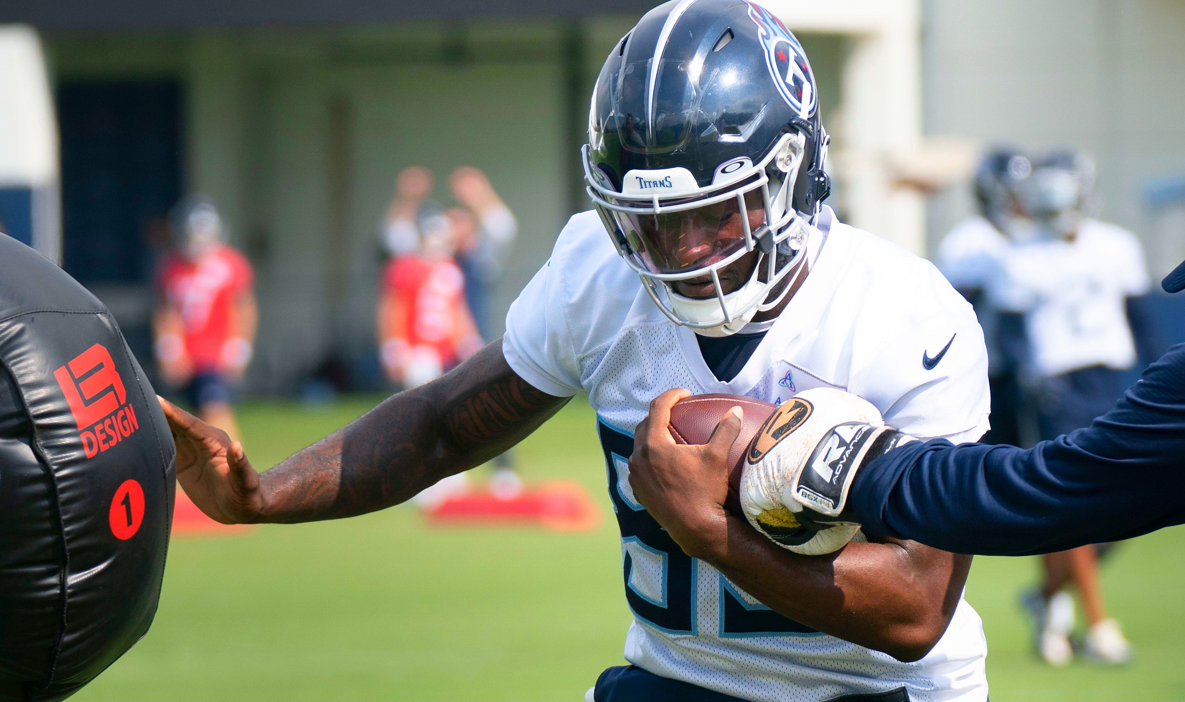 Tennessee Titans tight end Chig Okonkwo (85) runs through drills during practice at Saint Thomas Sports Park Tuesday, June 7, 2022, in Nashville, Tenn. Nas Titans Ota 014