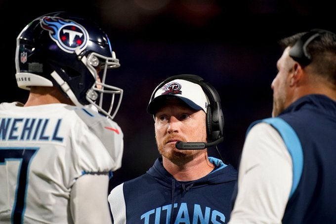 Tennessee Titans offense Ryan Tannehill Derrick Henry turnovers takeaways NFL football news defense Philadelphia Eagles C.J. Gardner-Johnson injury Darius Slay James Bradberry