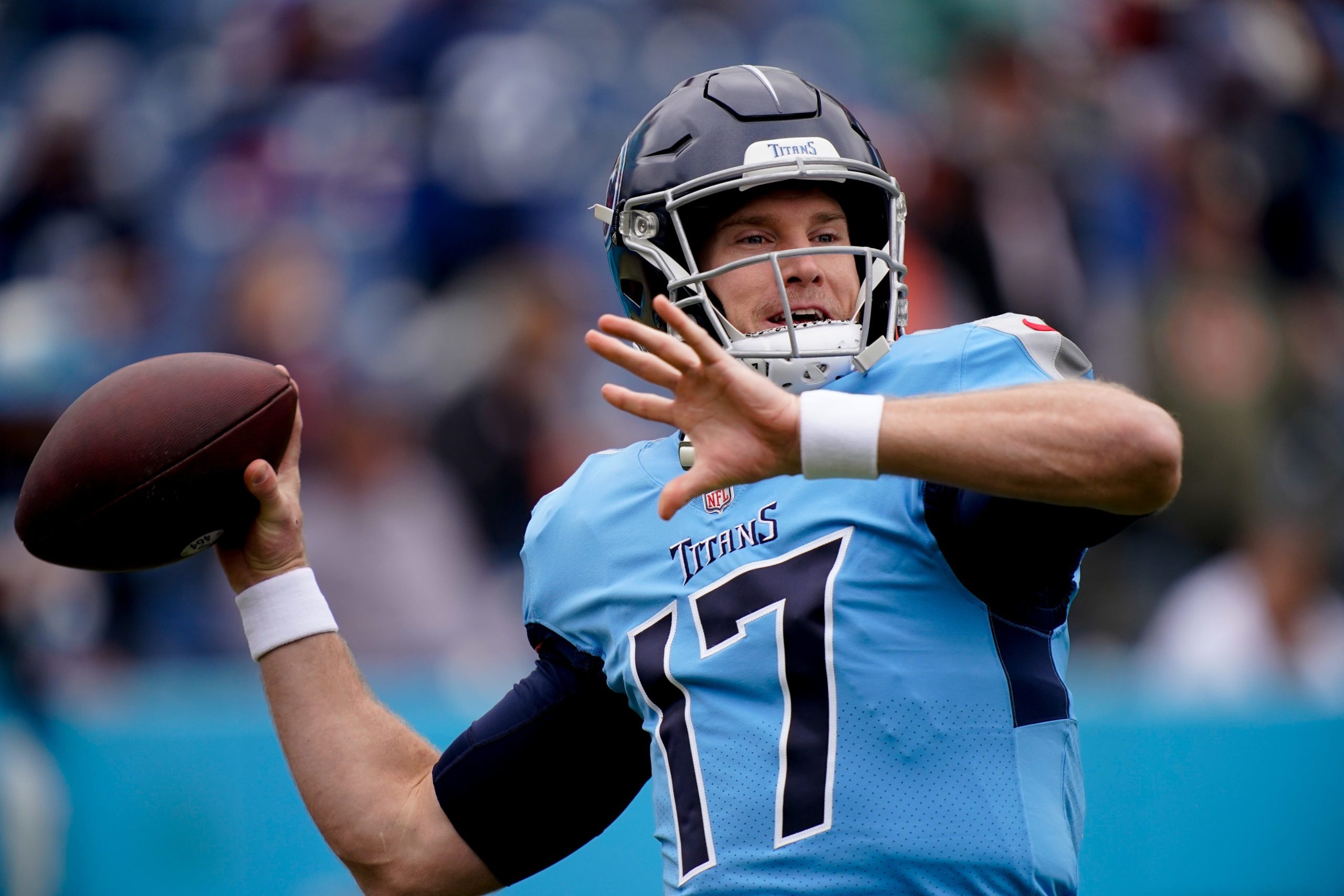 Tennessee Titans quarterback Ryan Tannehill (17) warms up as the team gets ready to face the Cincinnati Bengals at Nissan Stadium Sunday, Nov. 27, 2022, in Nashville, Tenn. Nfl Cincinnati Bengals At Tennessee Titans