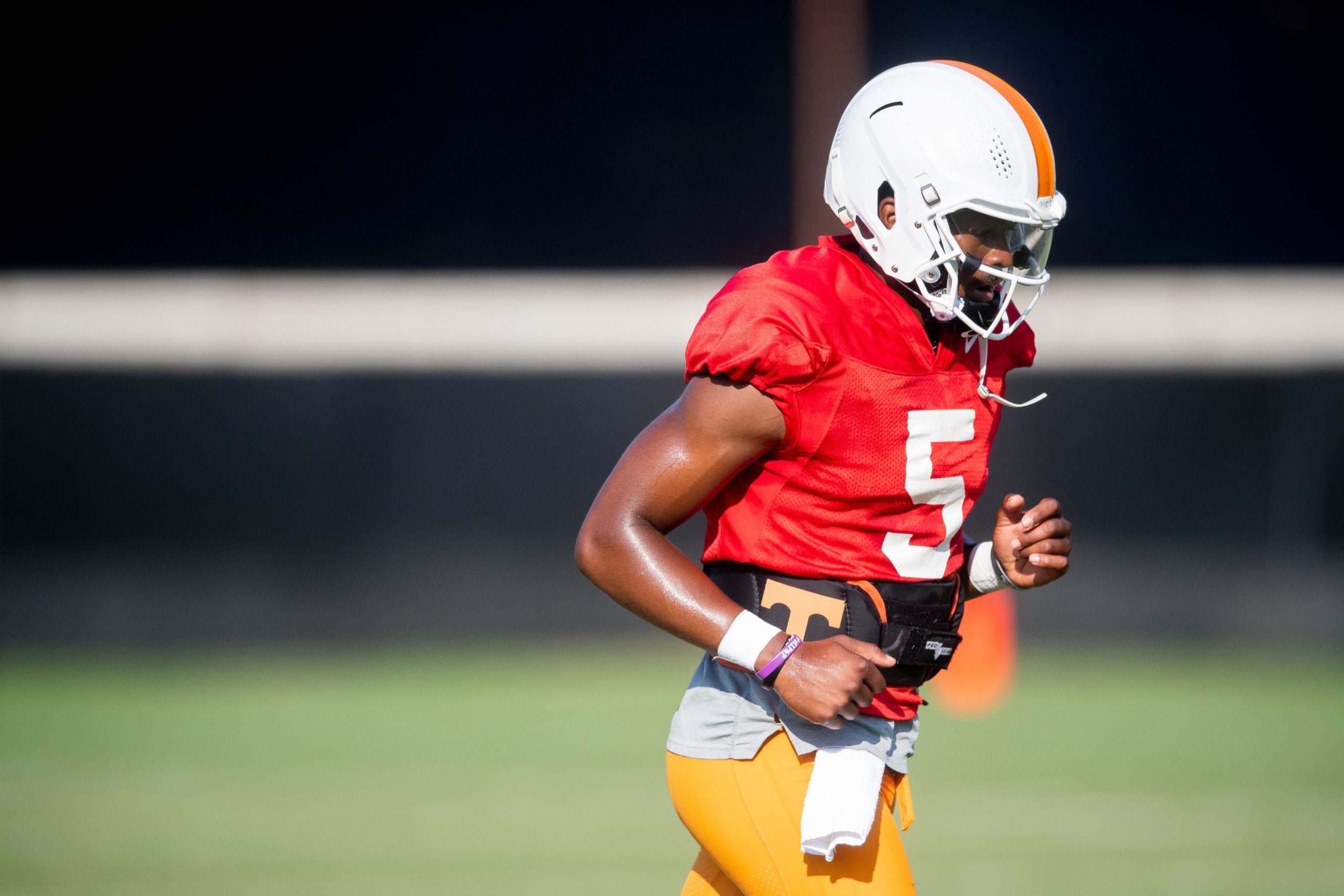 Tennessee quarterback Hendon Hooker (5) during Tennessee football practice on Wednesday, August 17, 2022. Kns Ut Football Practice Bp