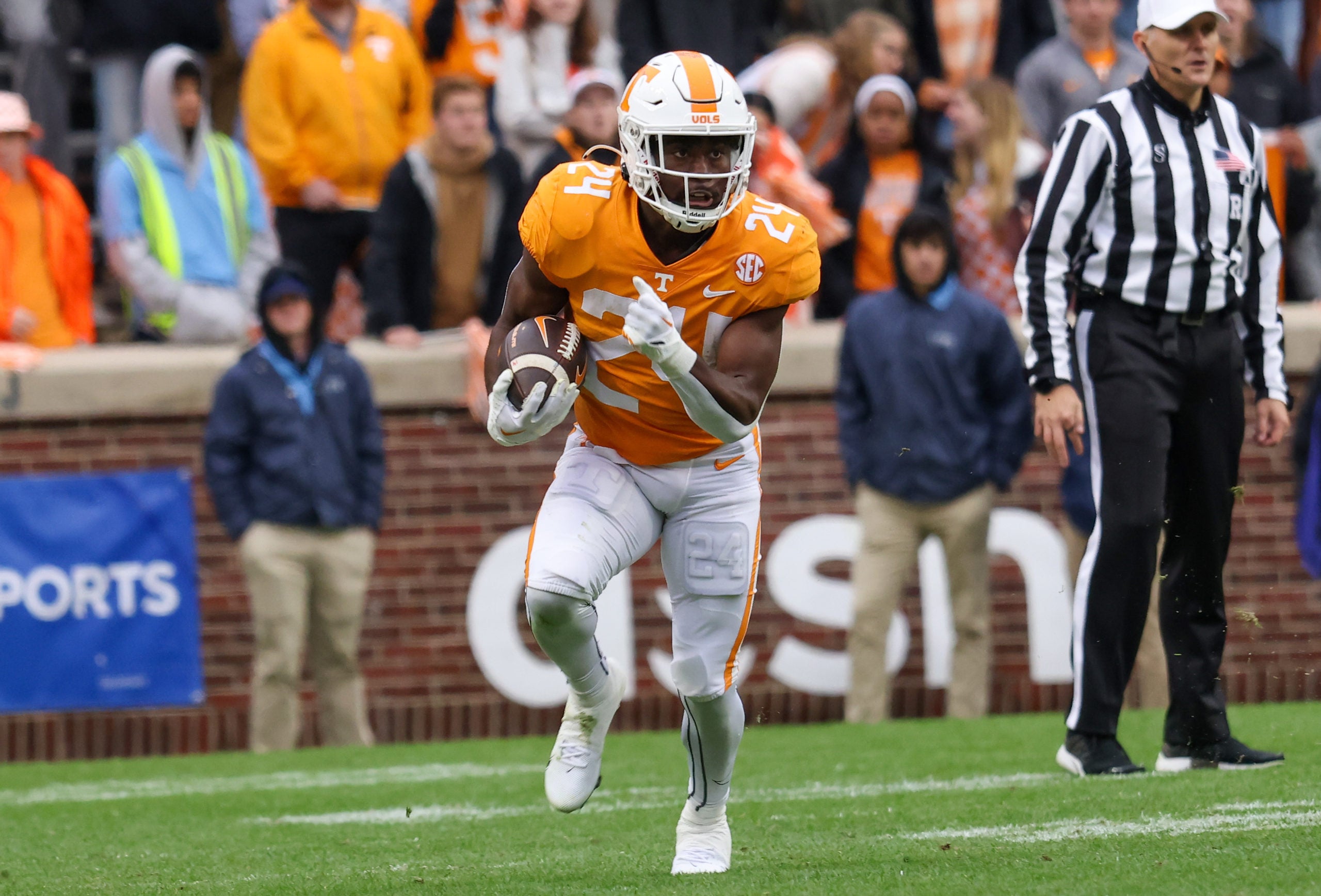 Nov 12, 2022; Knoxville, Tennessee, USA; Tennessee Volunteers running back Dylan Sampson (24) runs the ball against the Missouri Tigers during the second half at Neyland Stadium. Mandatory Credit: Randy Sartin-USA TODAY Sports
