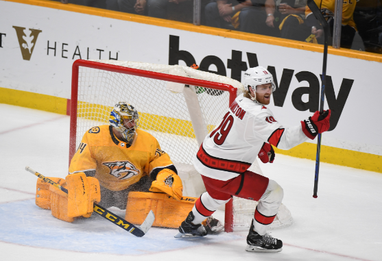 Nashville Predators Carolina Hurricanes