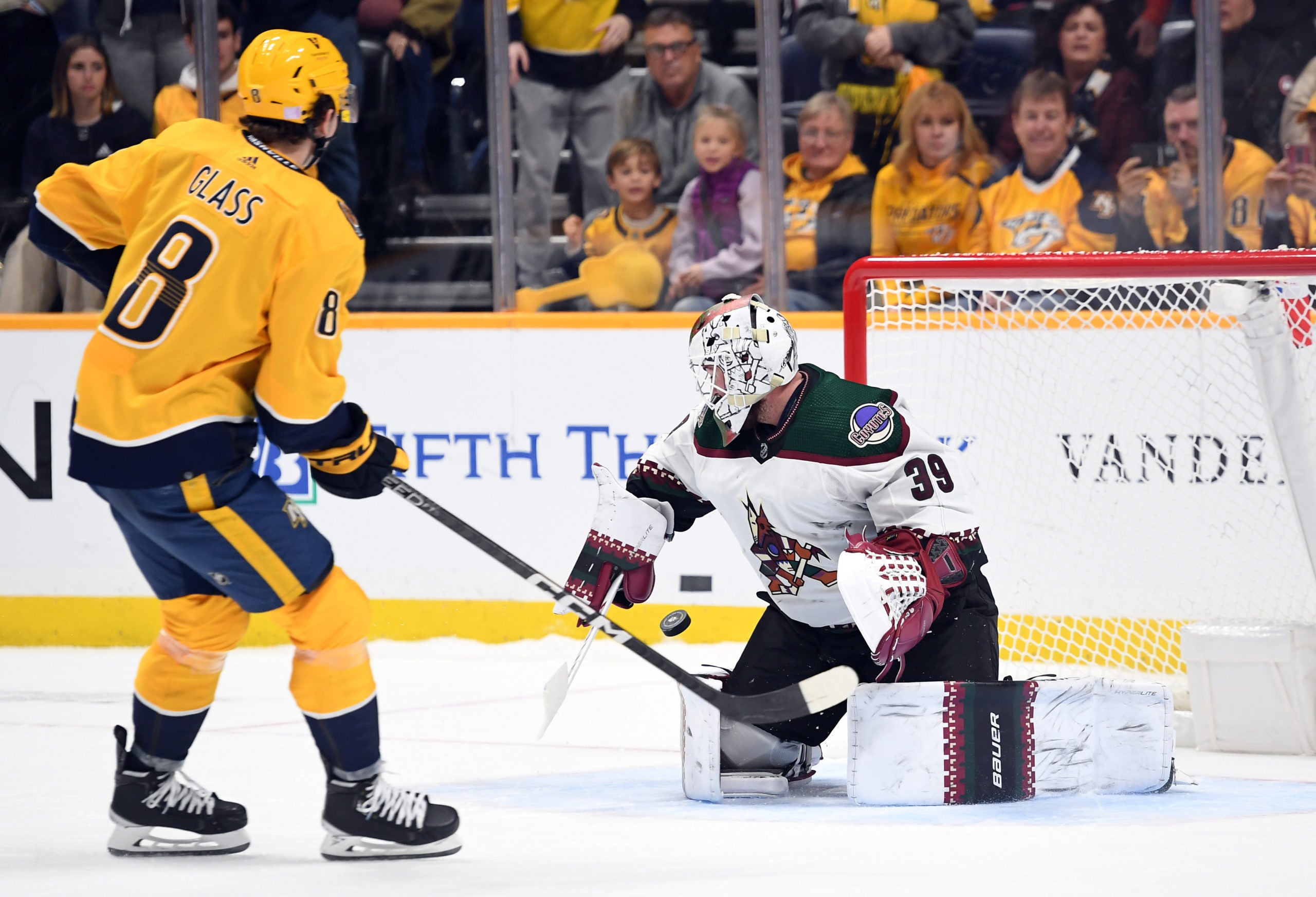 Cody Glass scores a shootout goal to lead the Nashville Predators to victory