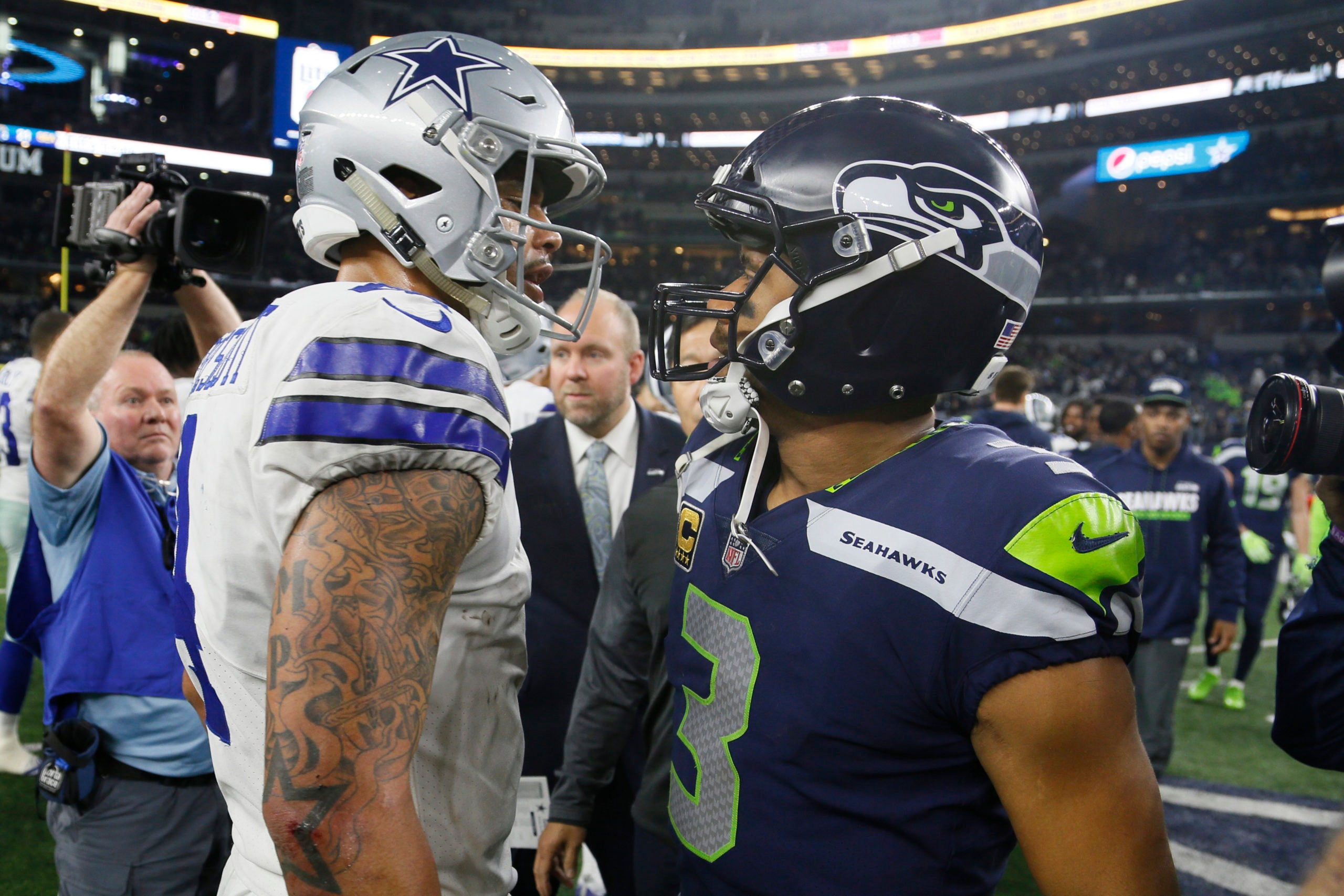 Dallas Cowboys, Dak Prescott, Russell Wilson