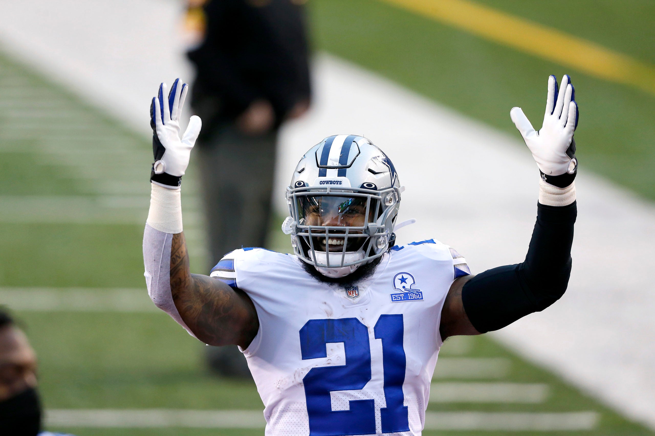 Ezekiel Elliott, season, 2021, 2020, Dak Prescott, Offensive Line, Cowboys, Jerry Jones, fans, injury, fumbles, Pollard, draft