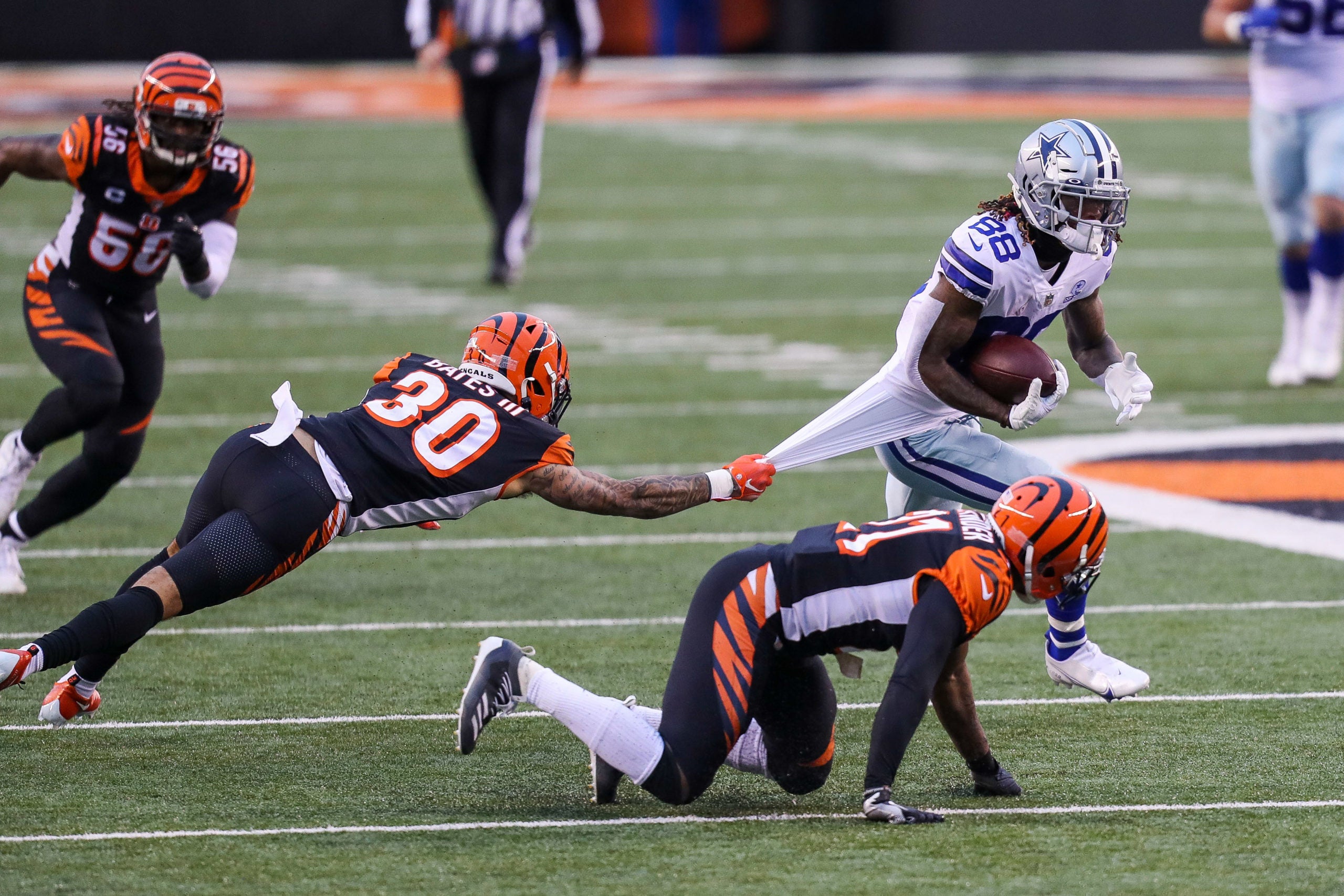 CeeDee, Lamb, rookie, dak, prescott, yards, julio jones, cowboys, season, stefon diggs, Michael thomas, impressive, 2020, 2021