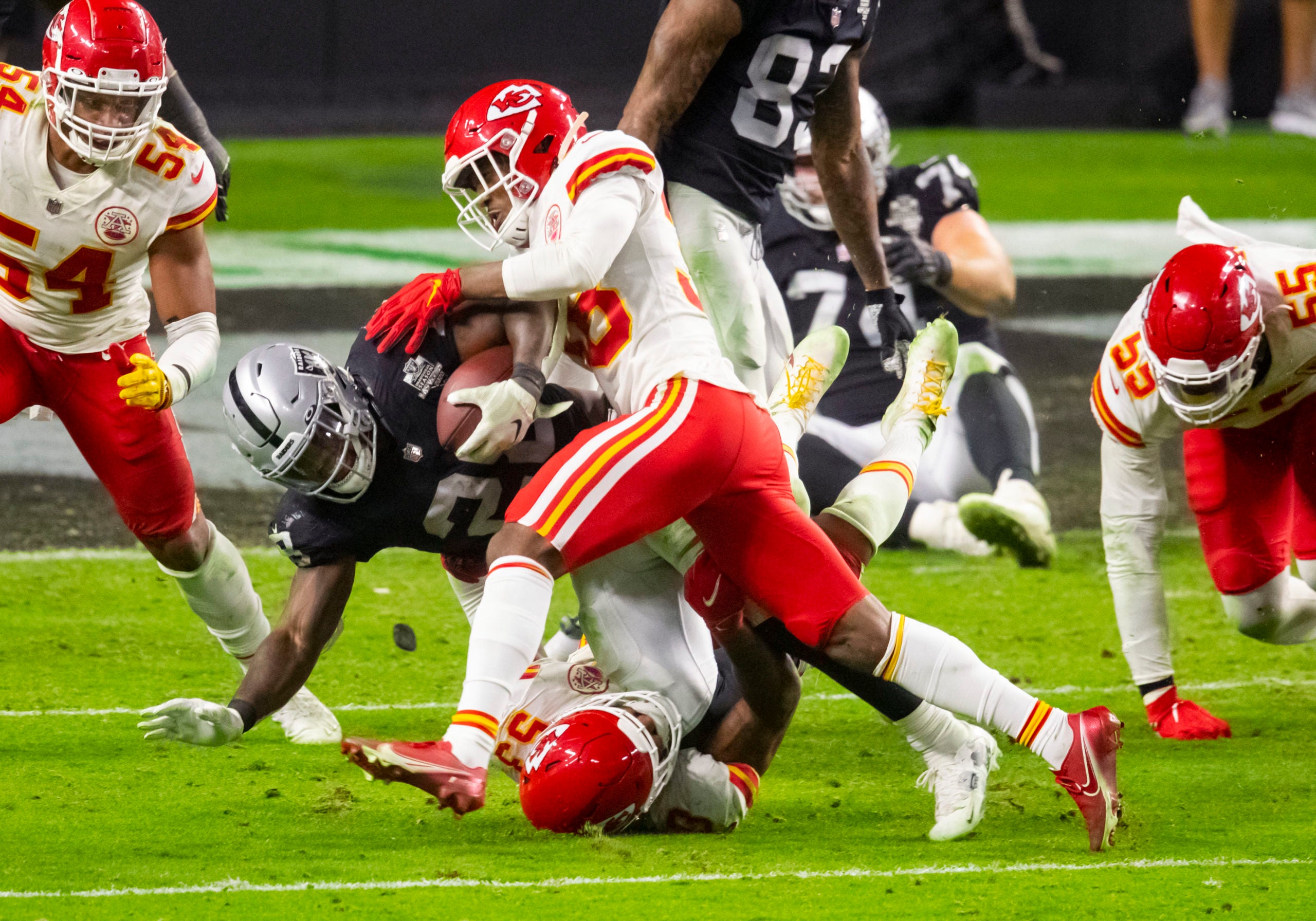 Las Vegas Raiders, Kansas City Chiefs