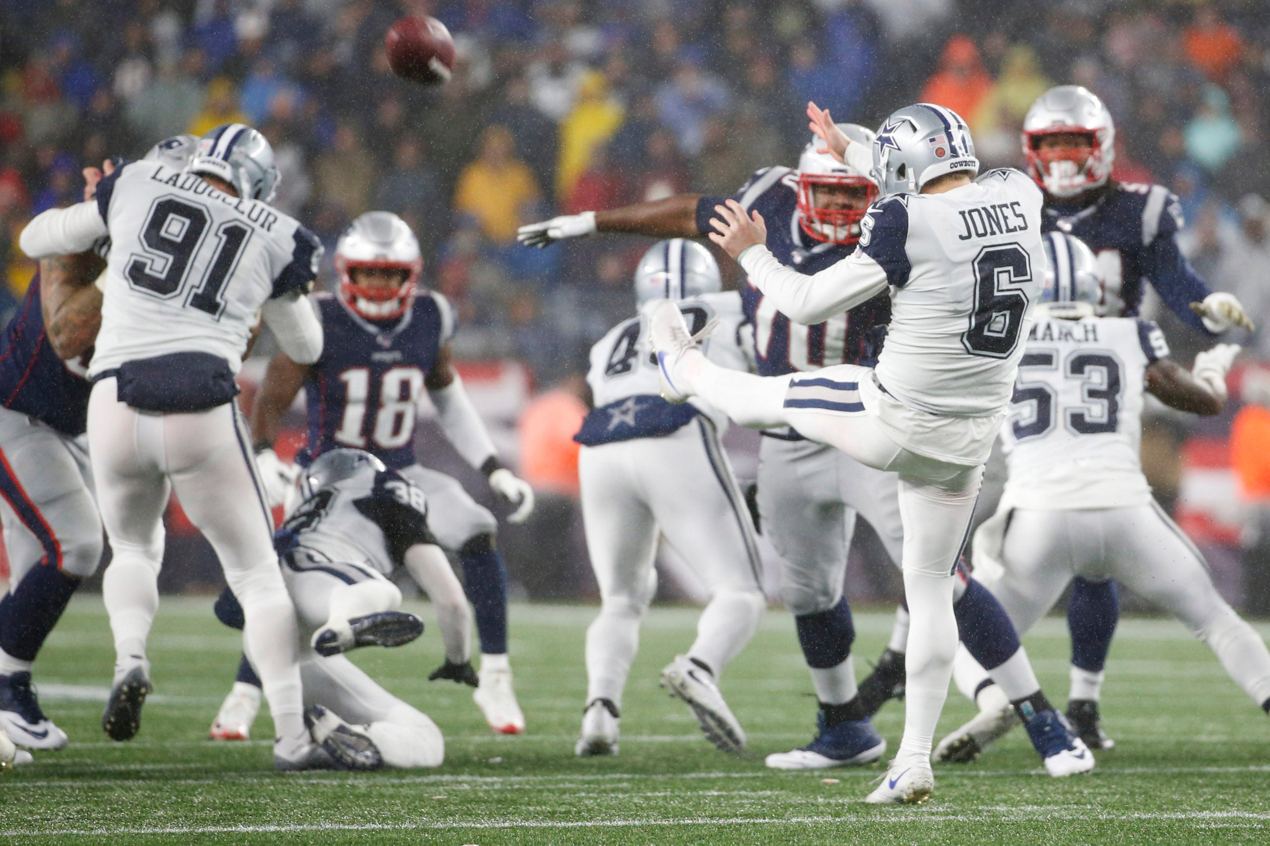 Dallas Cowboys, Chris Jones