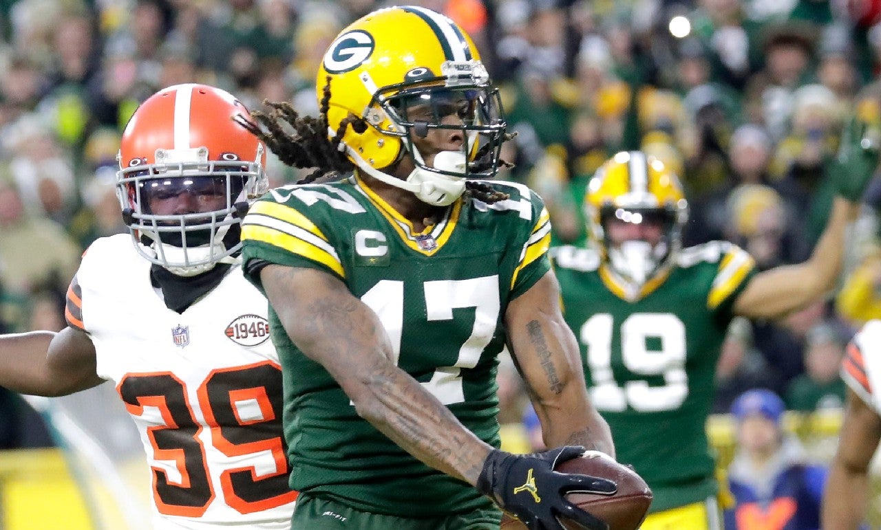 Rich results on Google's SERP when searching for 'Tyreek Hill'