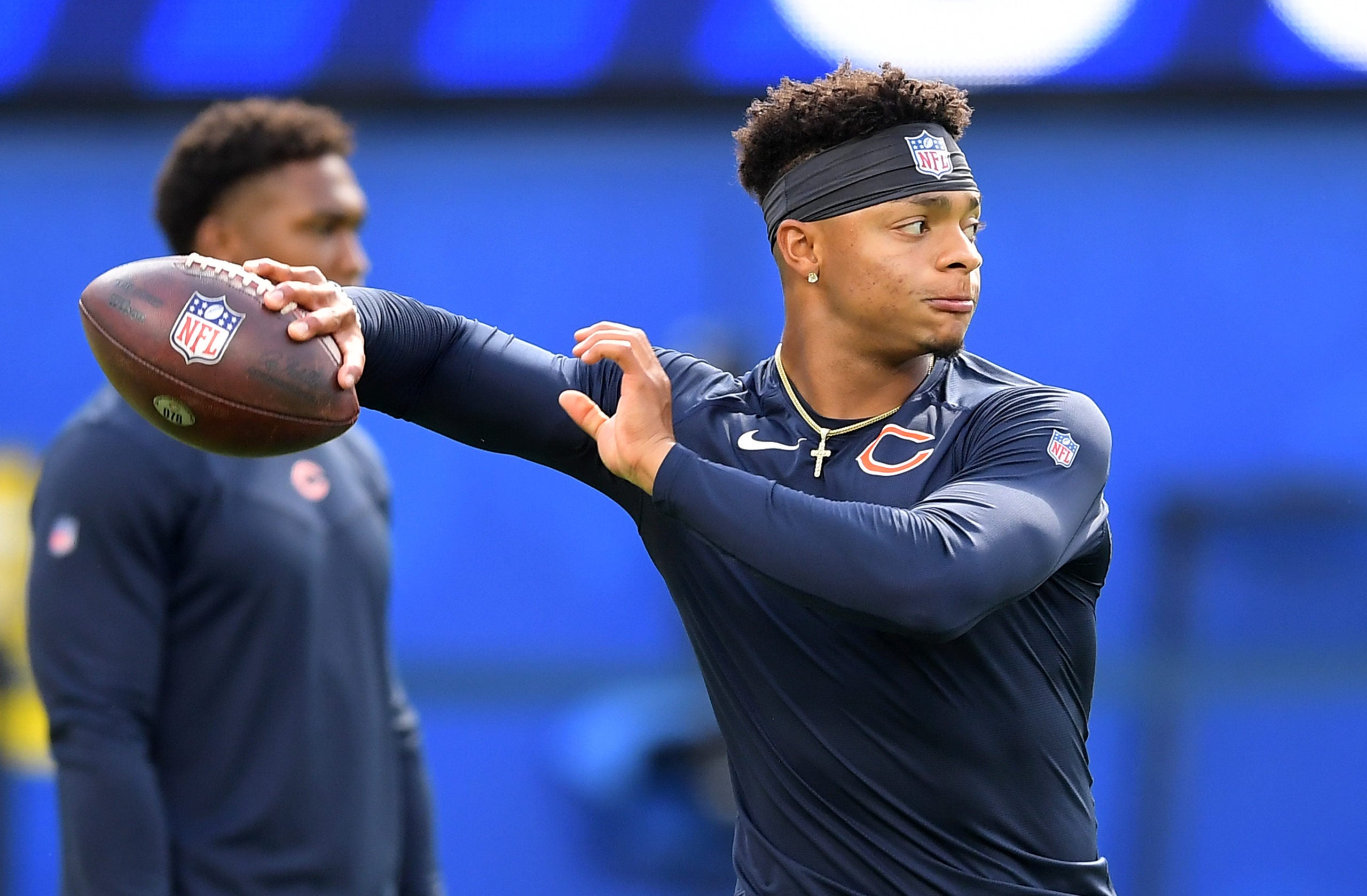 Sep 12, 2021; Inglewood, California, USA;  Chicago Bears quarterback Justin Fields (1) warms up before the game against the Los Angeles Rams at SoFi Stadium. Mandatory Credit: Jayne Kamin-Oncea-USA TODAY Sports