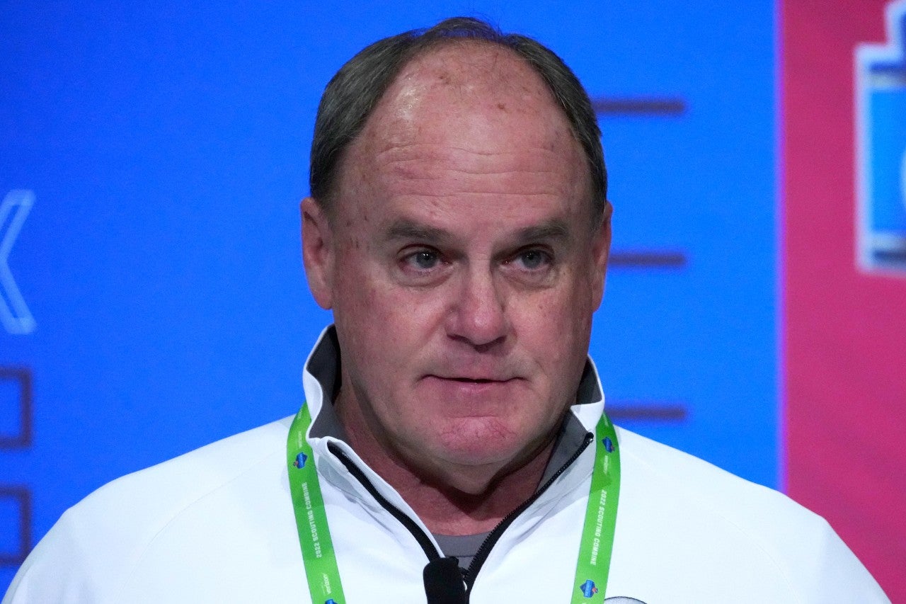 Rich results on Google's SERP when searching for 'Rodgers, Steelers, trade'