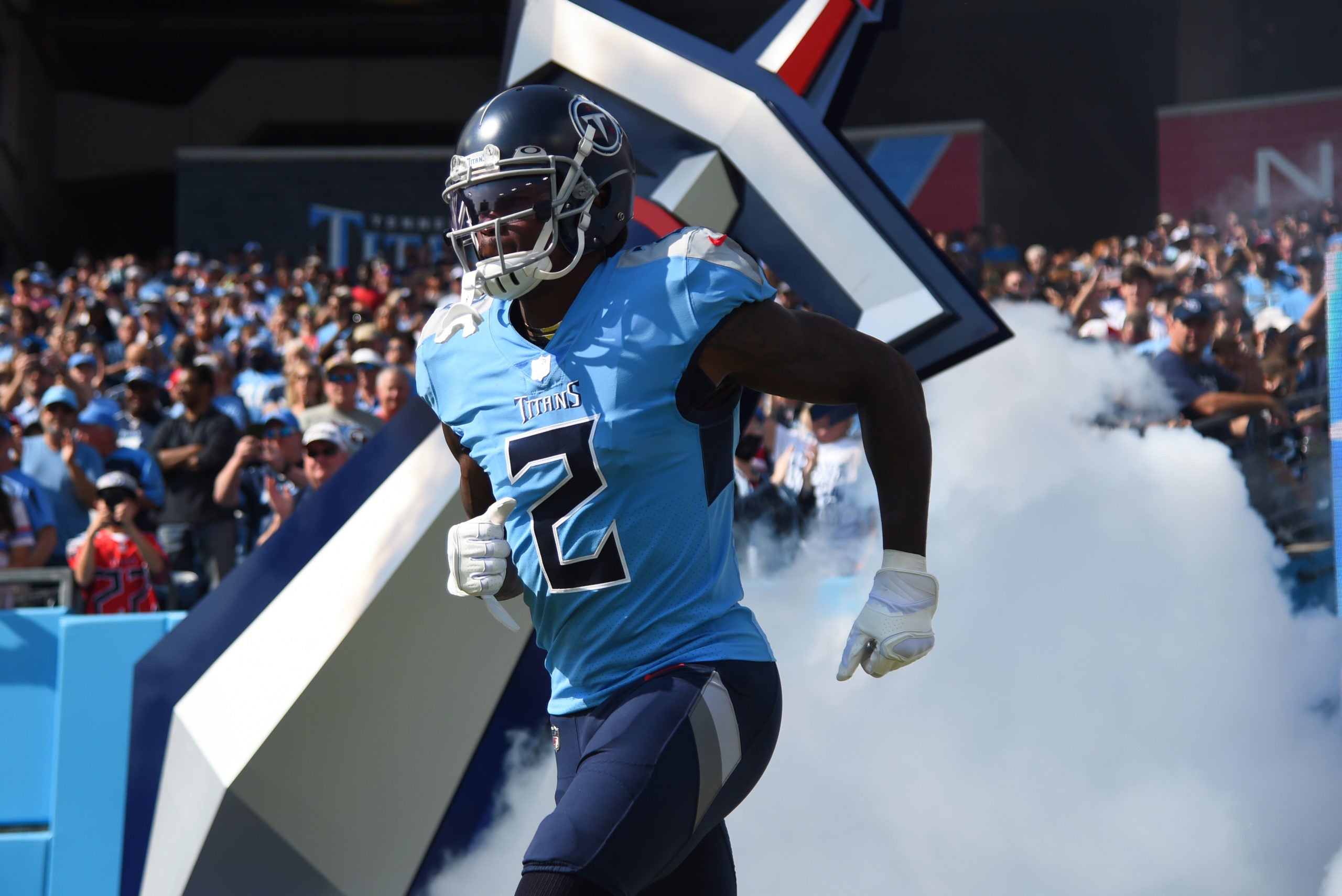 jones, brown, titans, WR wide receiver, free agent, sign, options, NFL