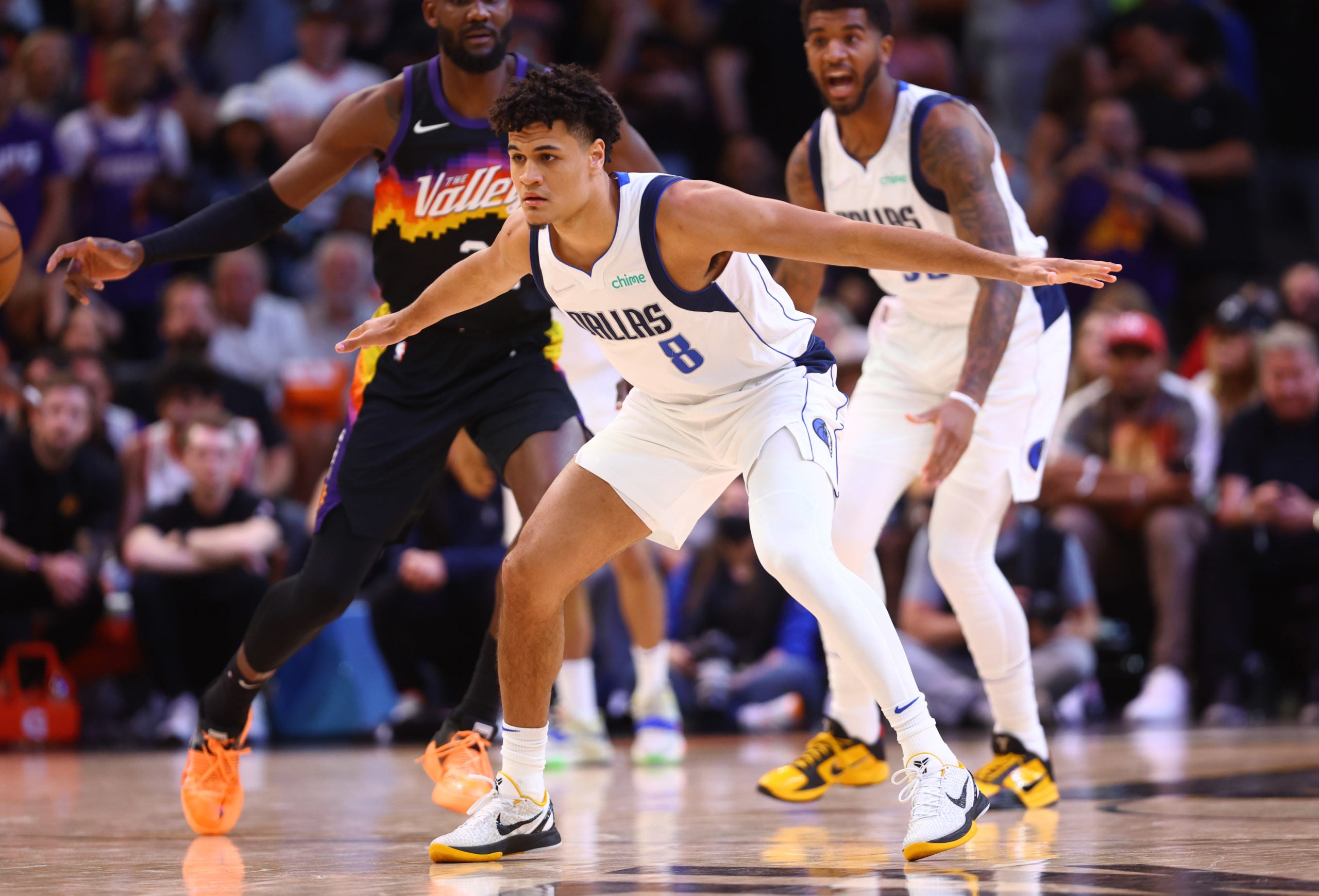 Josh Green defending