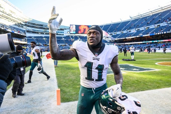 A.J. Brown Philadelphia Eagles franchise record WR wide receiver yards single season trade Tennessee Titans 2022 New York Giants nfl football stats news