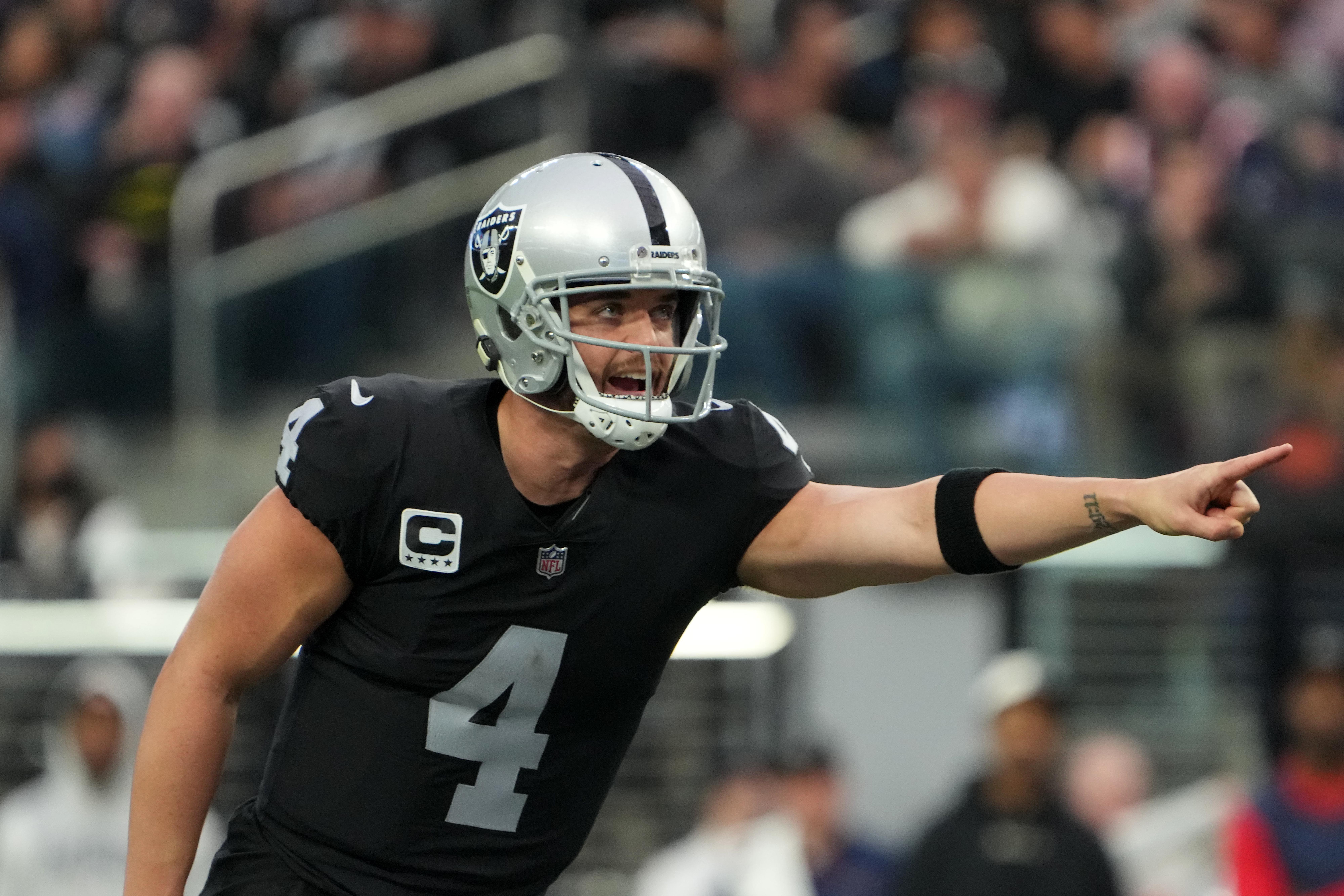 Derek Carr commands the offense for Las Vegas Raiders.