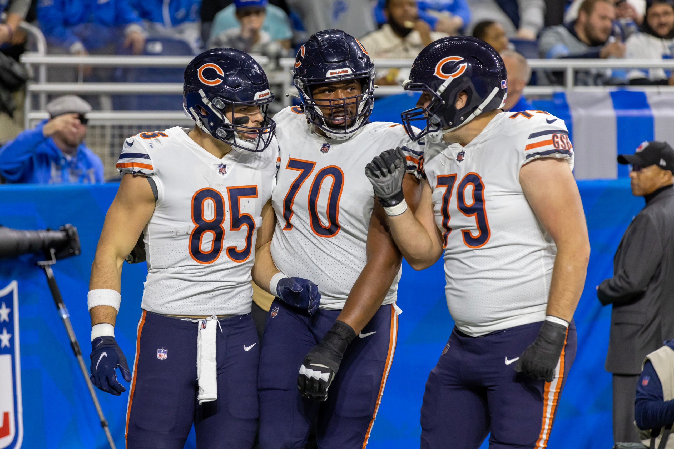 Chicago Bears PFWA All-Rookie rookie draft left tackle LT Braxton Jones NFL football stats starts news