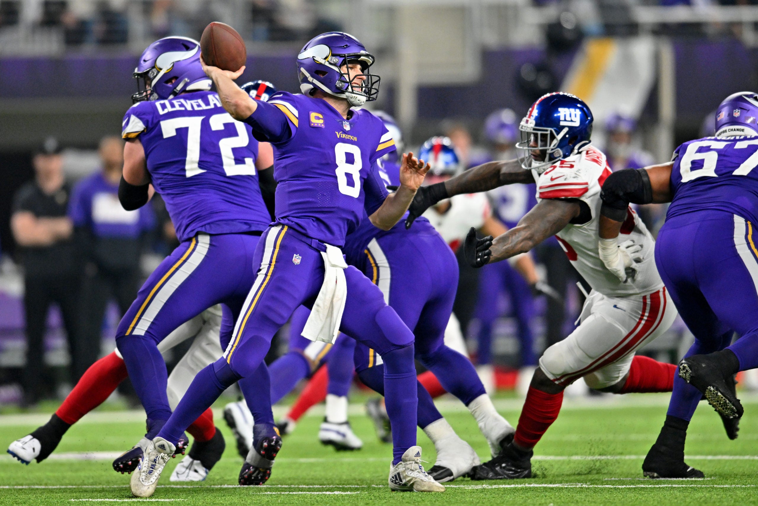 Minnesota Vikings Kirk Cousins decision throw 4th down T.J. Hockenson Justin Jefferson New York Giants win loss WIld Round playoffs postseason 2022 NFL football stats news