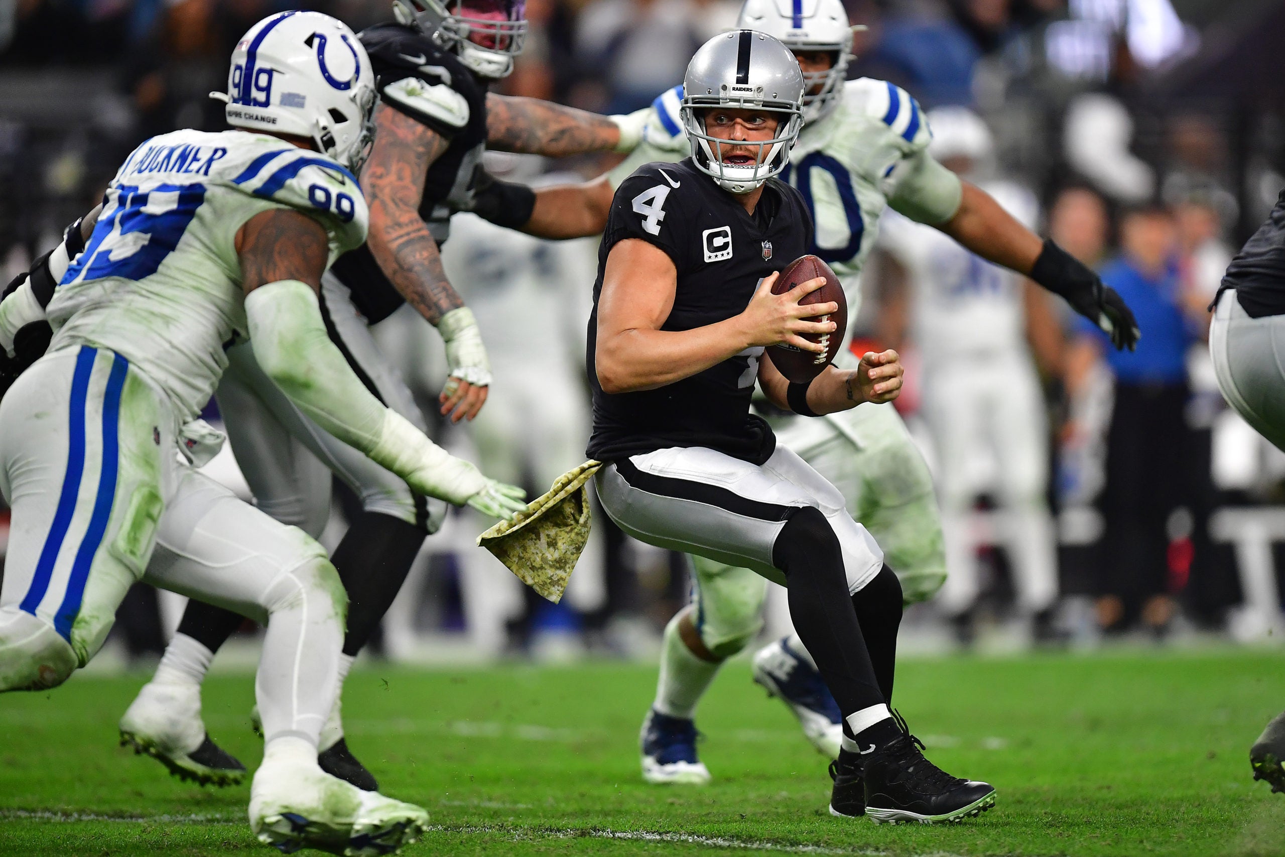 Carr, Colts, raiders