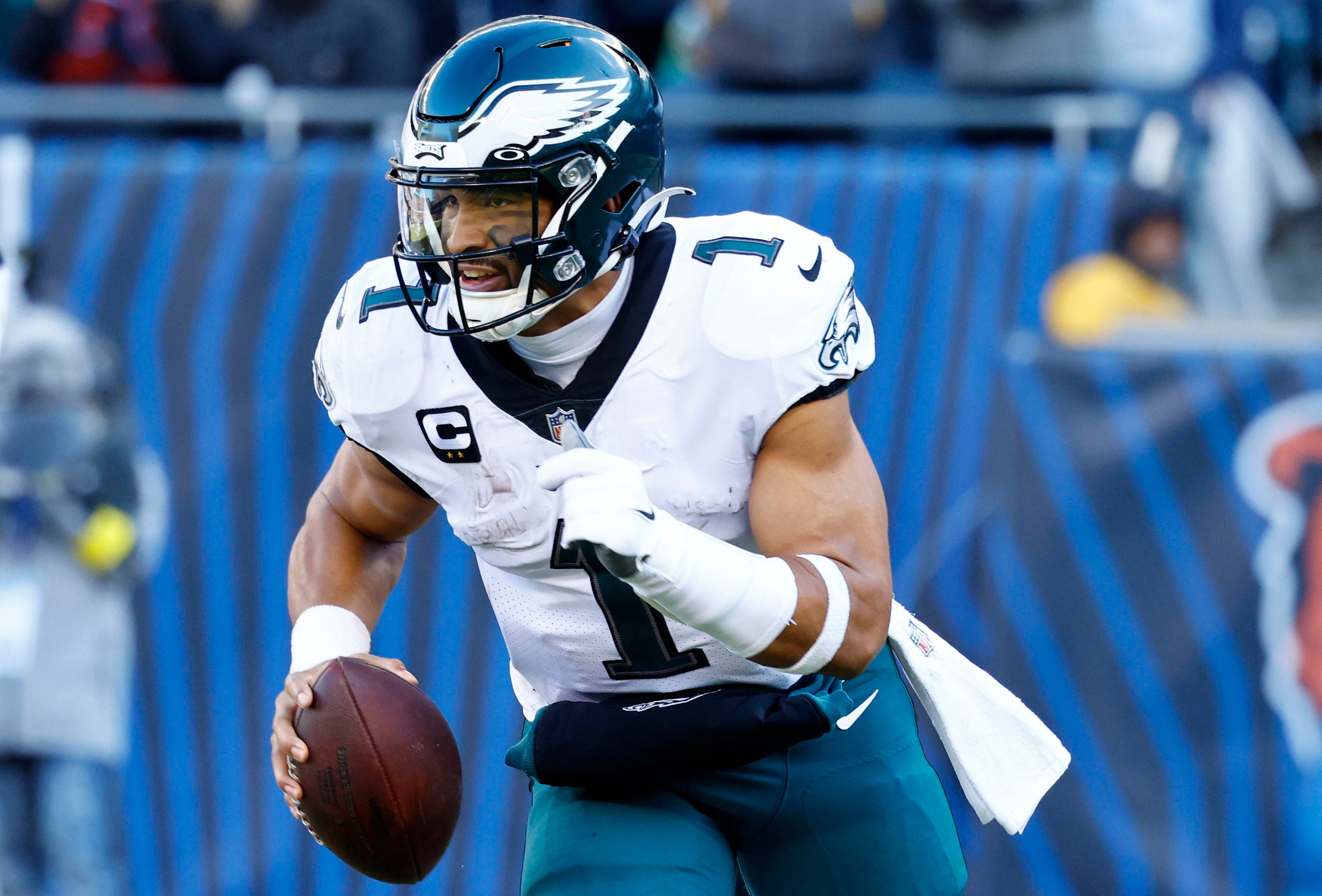 Jalen Hurts Philadelphia Eagles shoulder injury update New York Giants health playoffs playoff NFC NFL football stats news