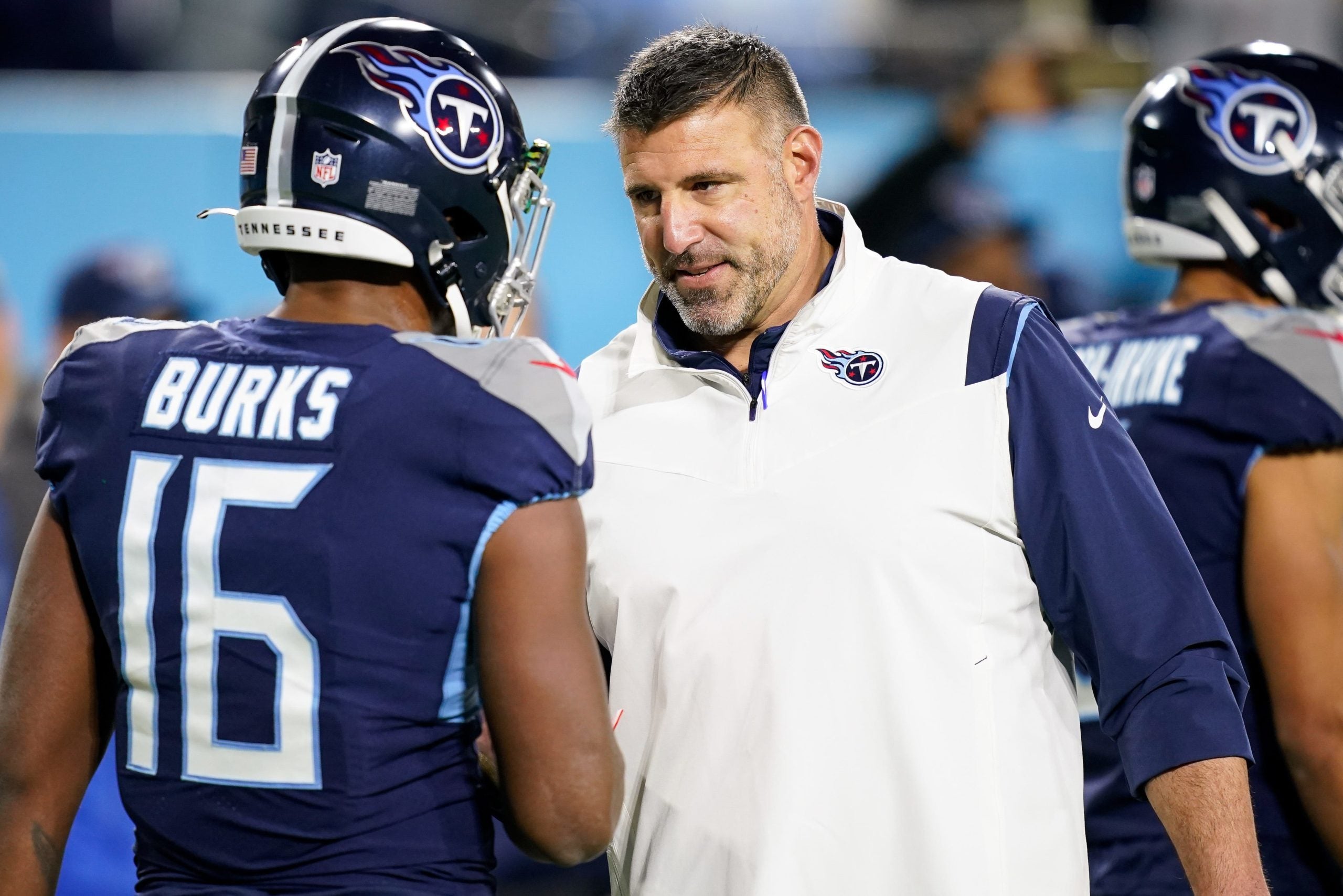 Tennessee Titans head coach Mike Vrabel speaks with wide receiver Treylon Burks (16) before a game against the Dallas Cowboys at Nissan Stadium Thursday, Dec. 29, 2022, in Nashville, Tenn. Nfl Dallas Cowboys At Tennessee Titans