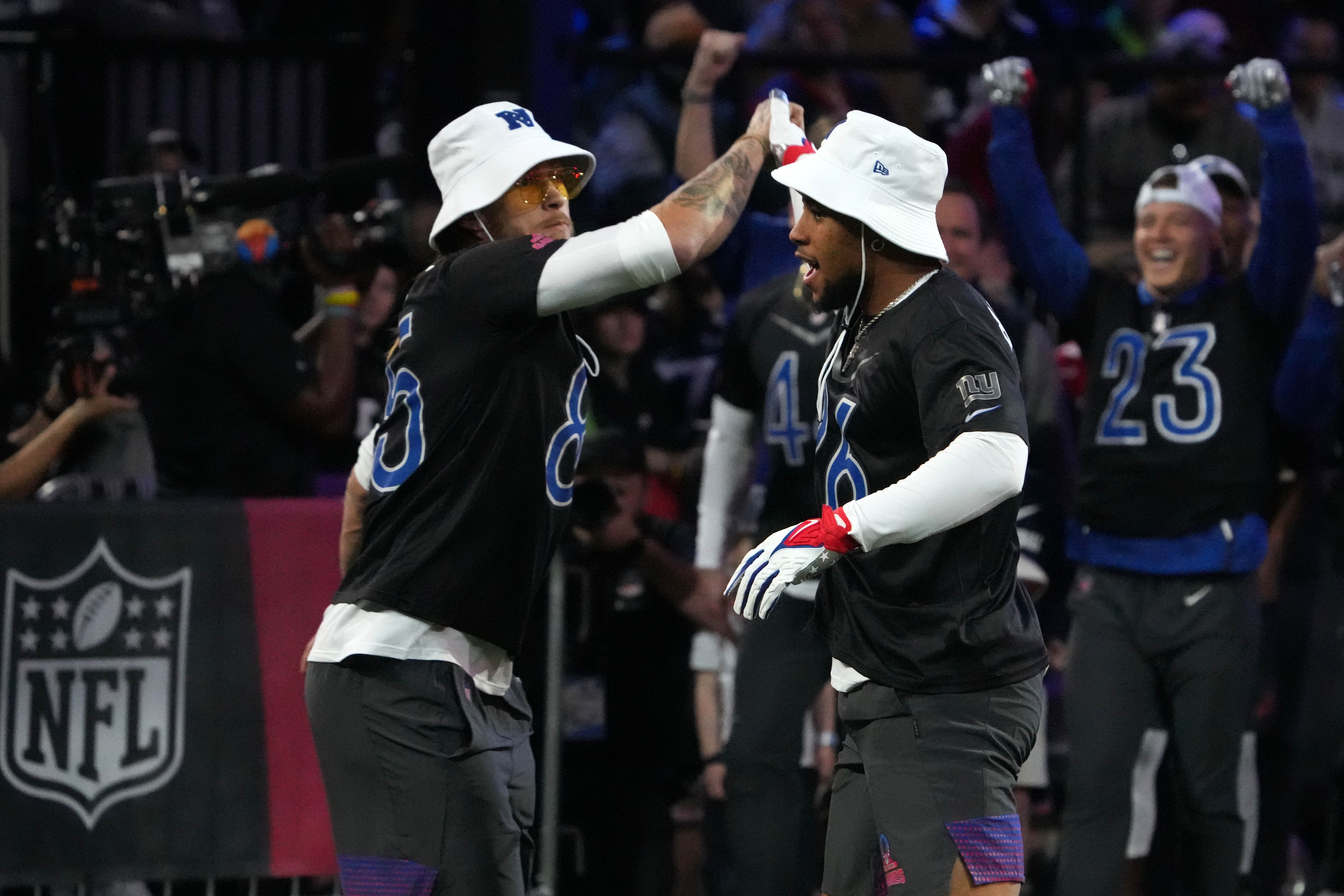 Chicago Bears free agency salary cap space nfl draft saquon barkley new york giants NFL football stats news