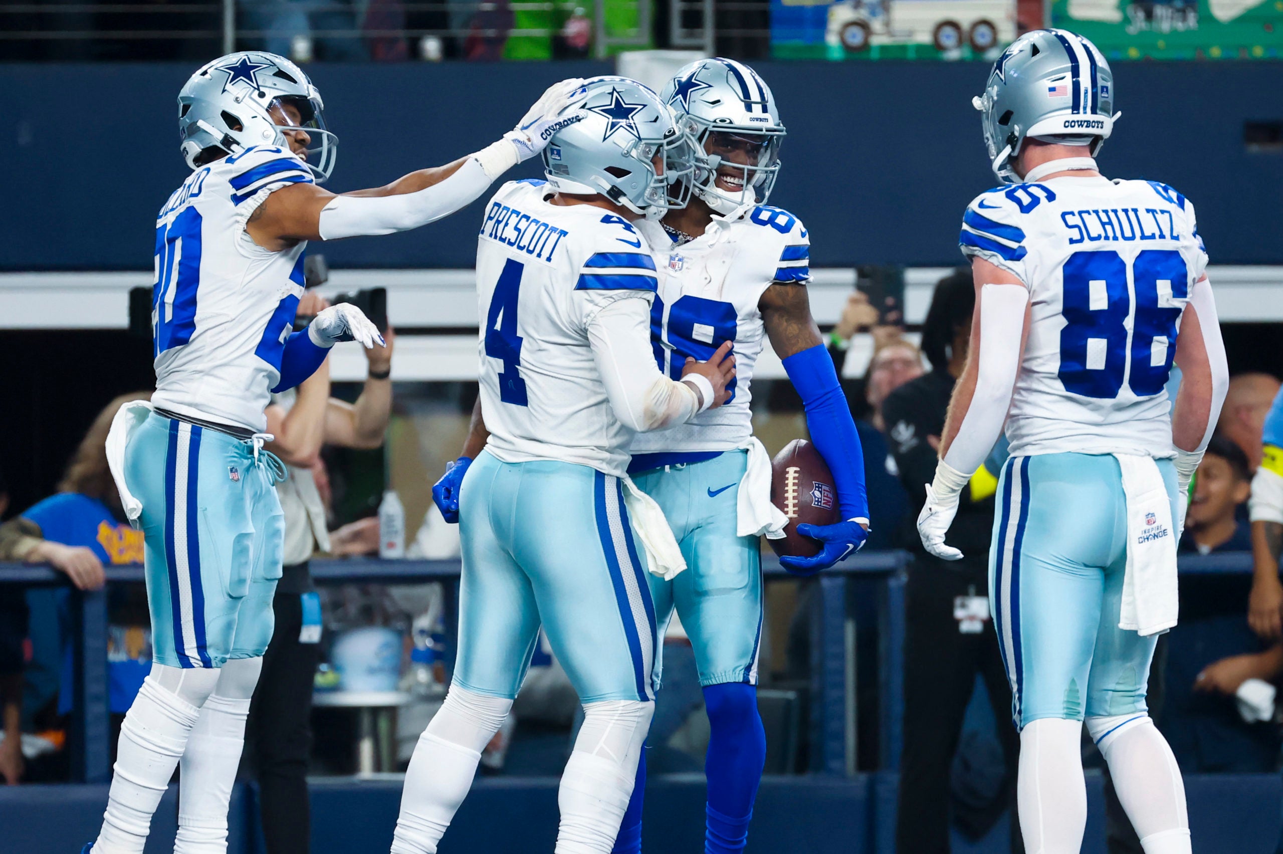 Dec 24, 2022; Arlington, Texas, USA;  Dallas Cowboys wide receiver CeeDee Lamb (88) celebrates with teammates after scoring a touchdown  during the second half against the Philadelphia Eagles at AT&T Stadium. Mandatory Credit: Kevin Jairaj-USA TODAY Sports
