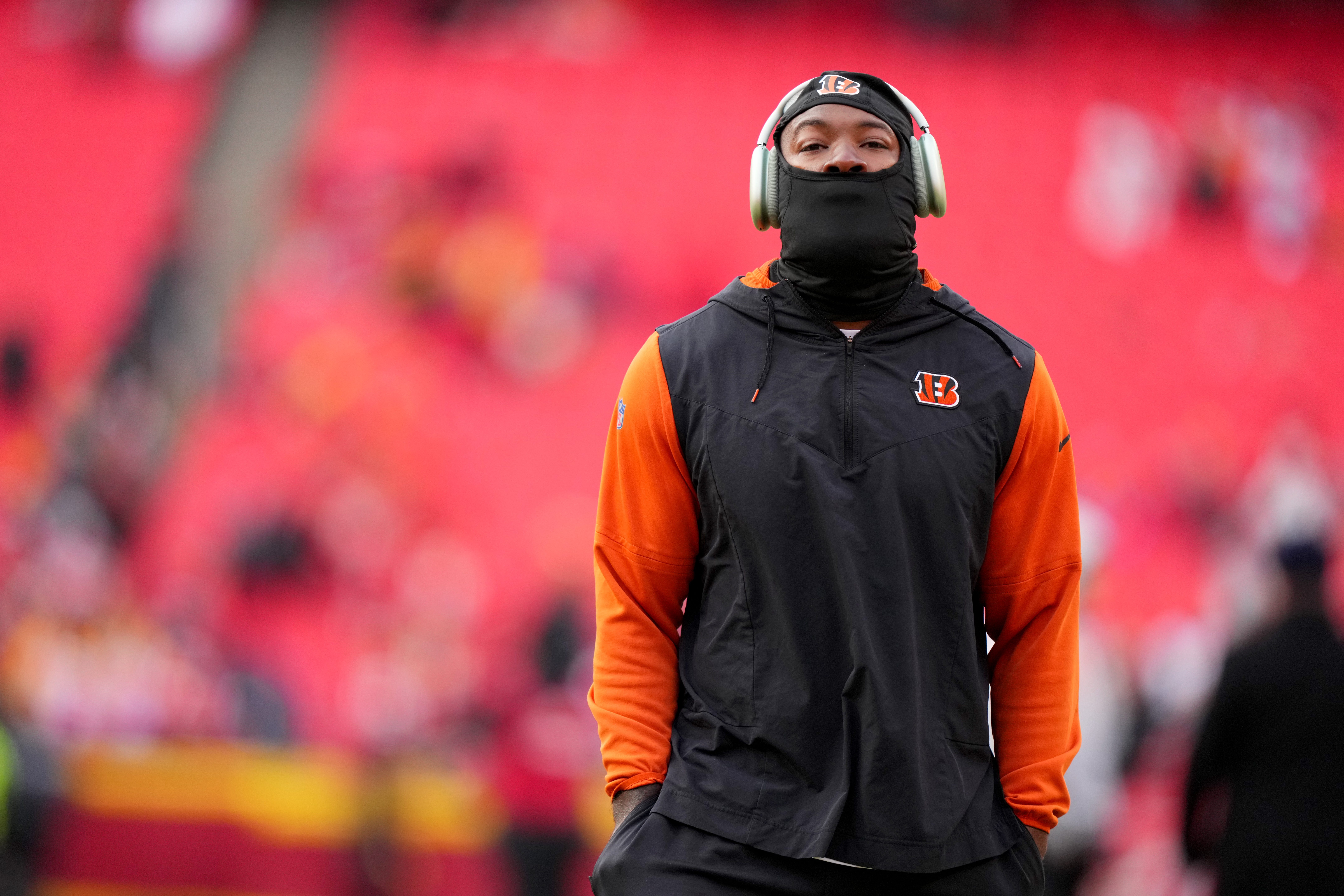 Cincinnati Bengals linebacker Germaine Pratt (57) listens to music and warms up before the AFC championship NFL game between the Cincinnati Bengals and the Kansas City Chiefs, Sunday, Jan. 29, 2023, at GEHA Field at Arrowhead Stadium in Kansas City, Mo. Cincinnati Bengals At Kansas City Chiefs Afc Championship Jan 29 0032